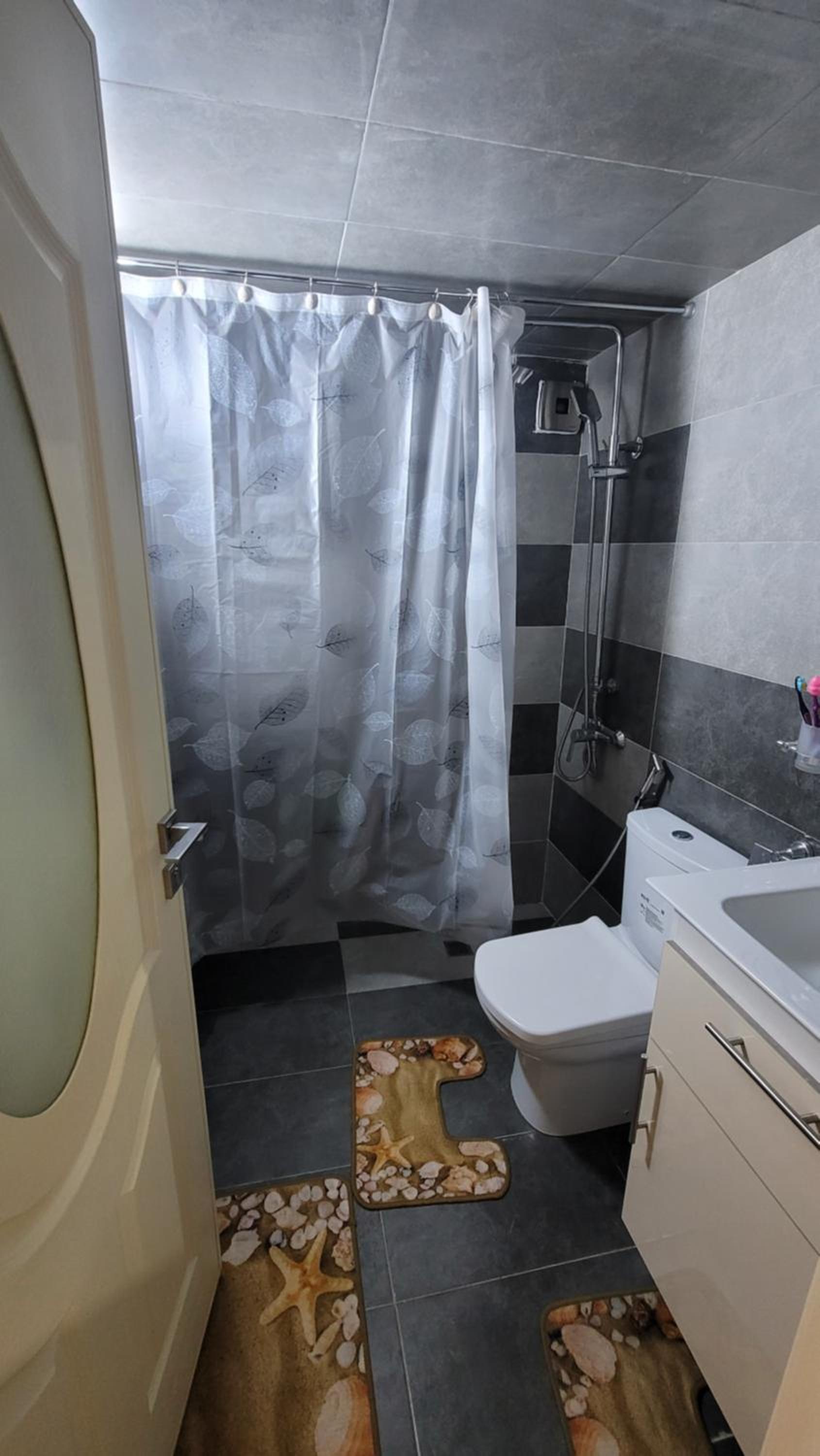 Two-Bedroom Apartment - Photo 5