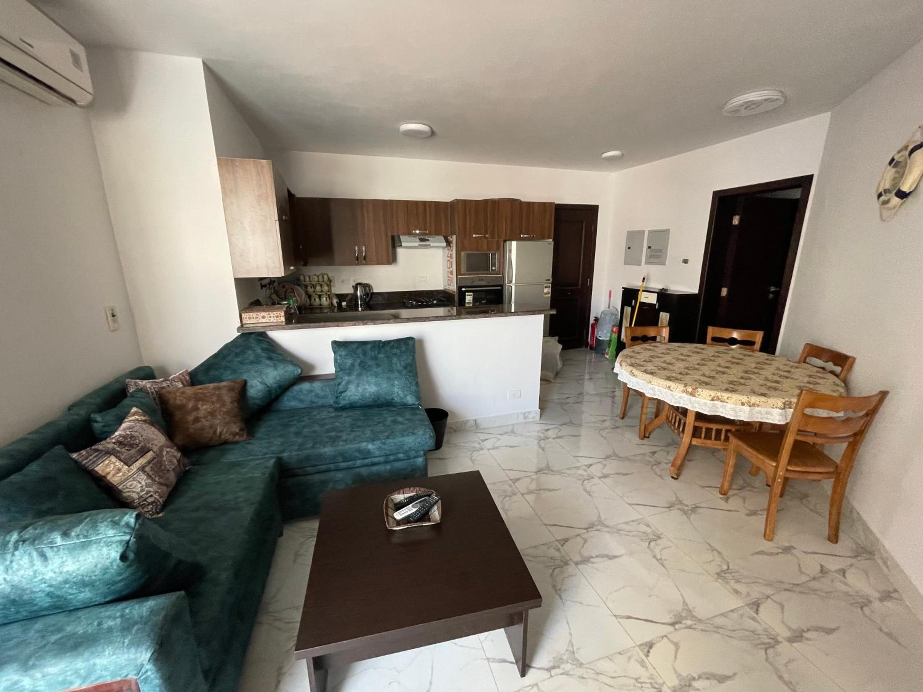 Two-Bedroom Apartment - Photo 8