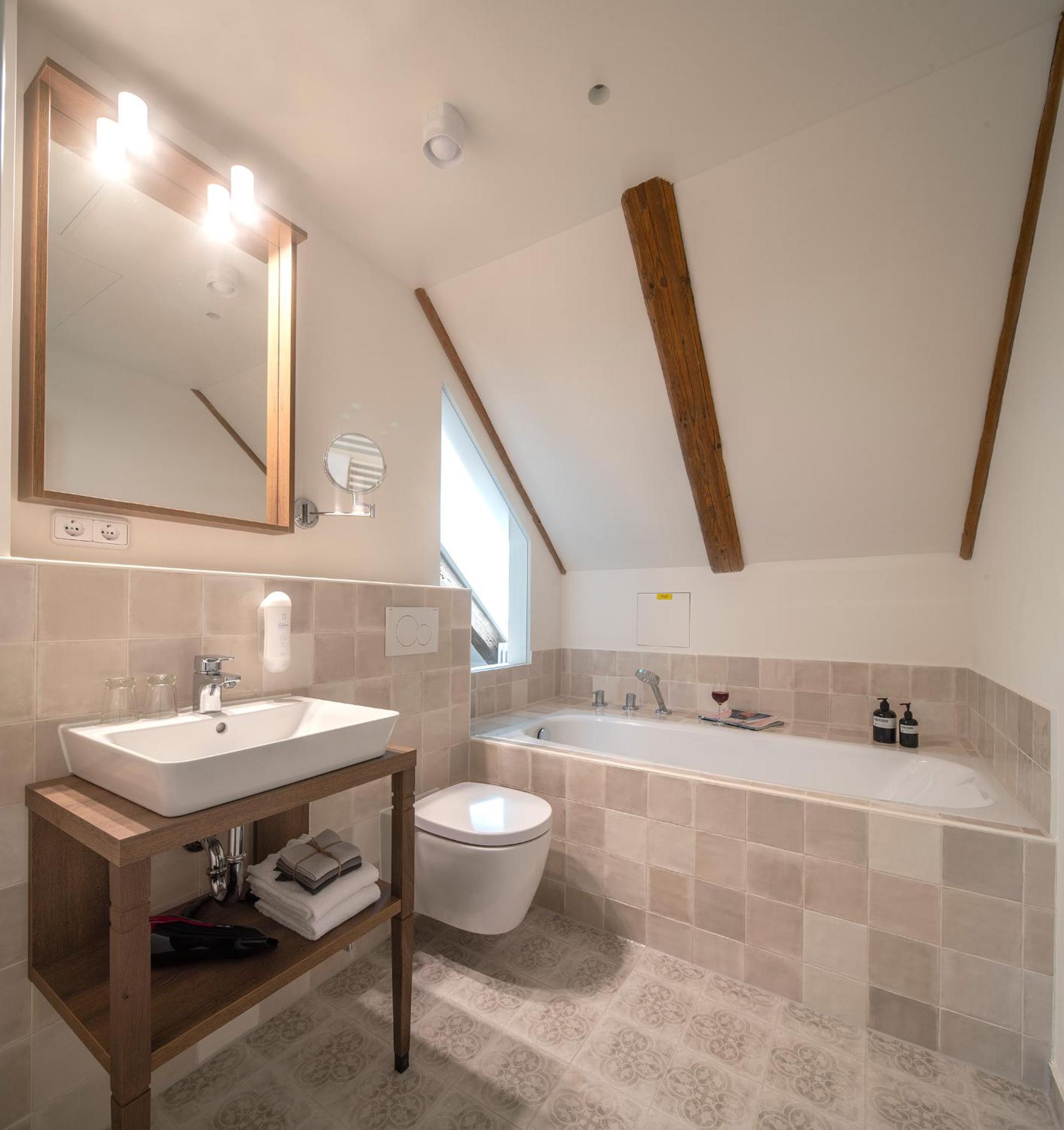 Suite with Terrace - Photo 6