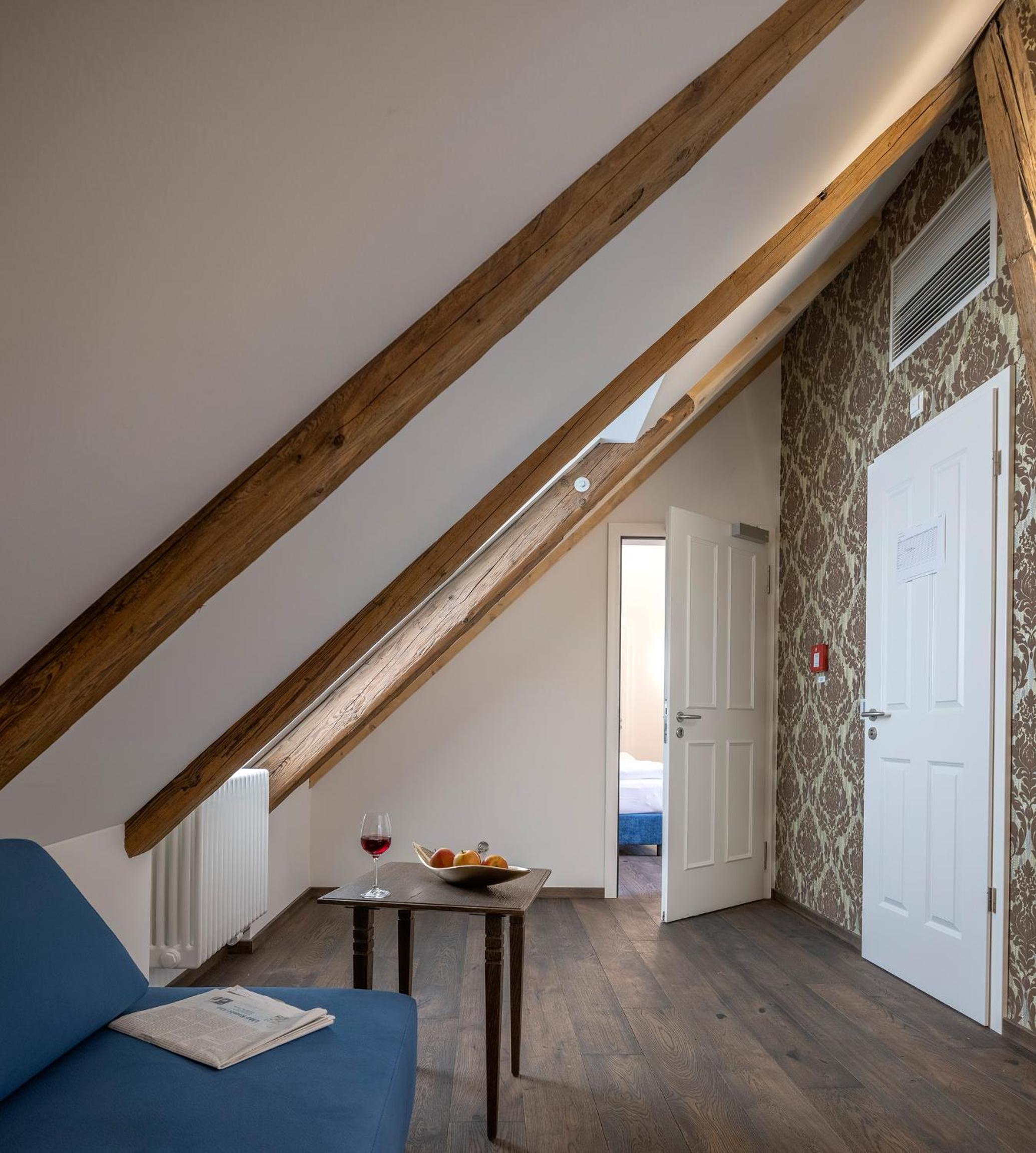 Suite - Photo 4