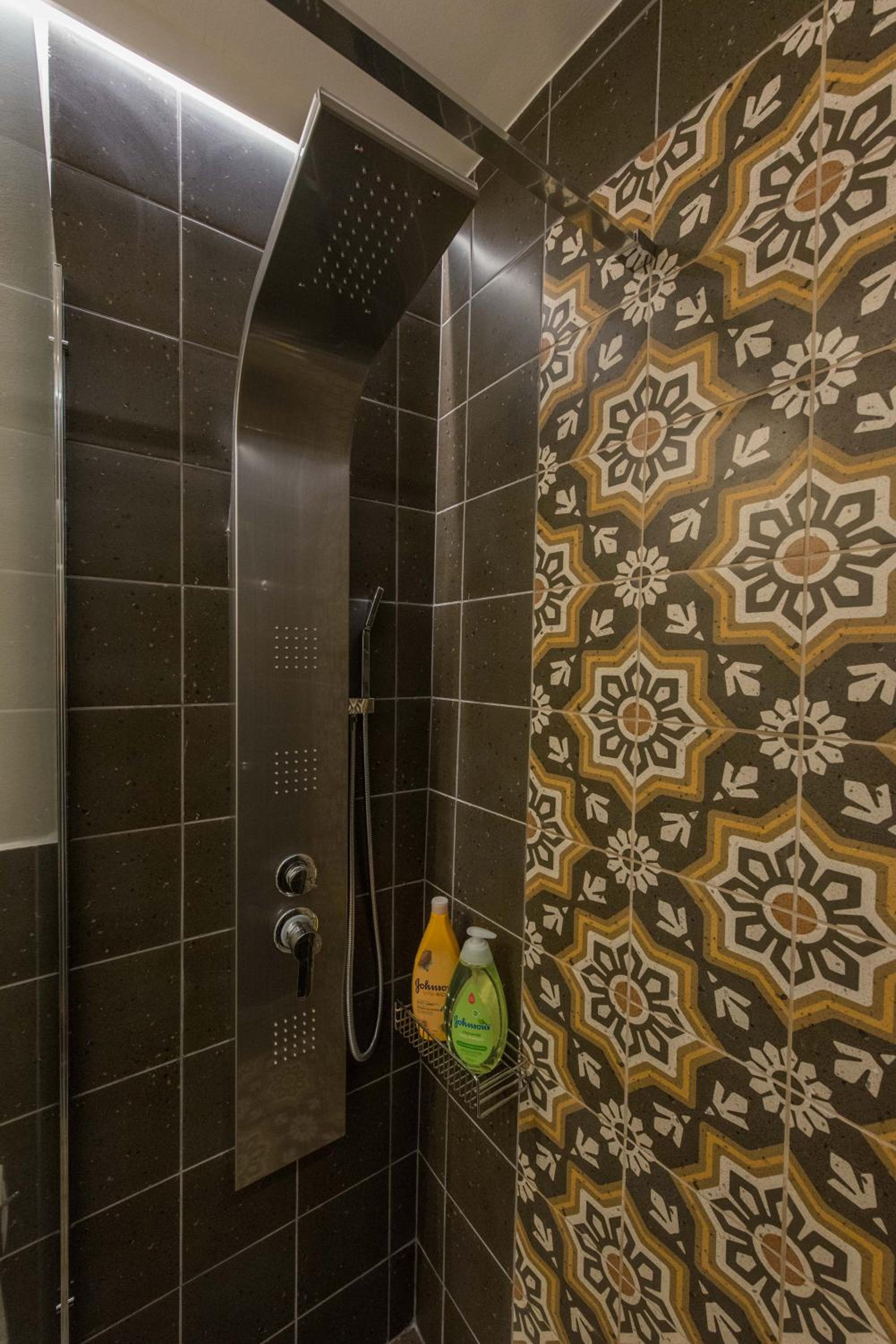 Studio Apartment - Photo 3