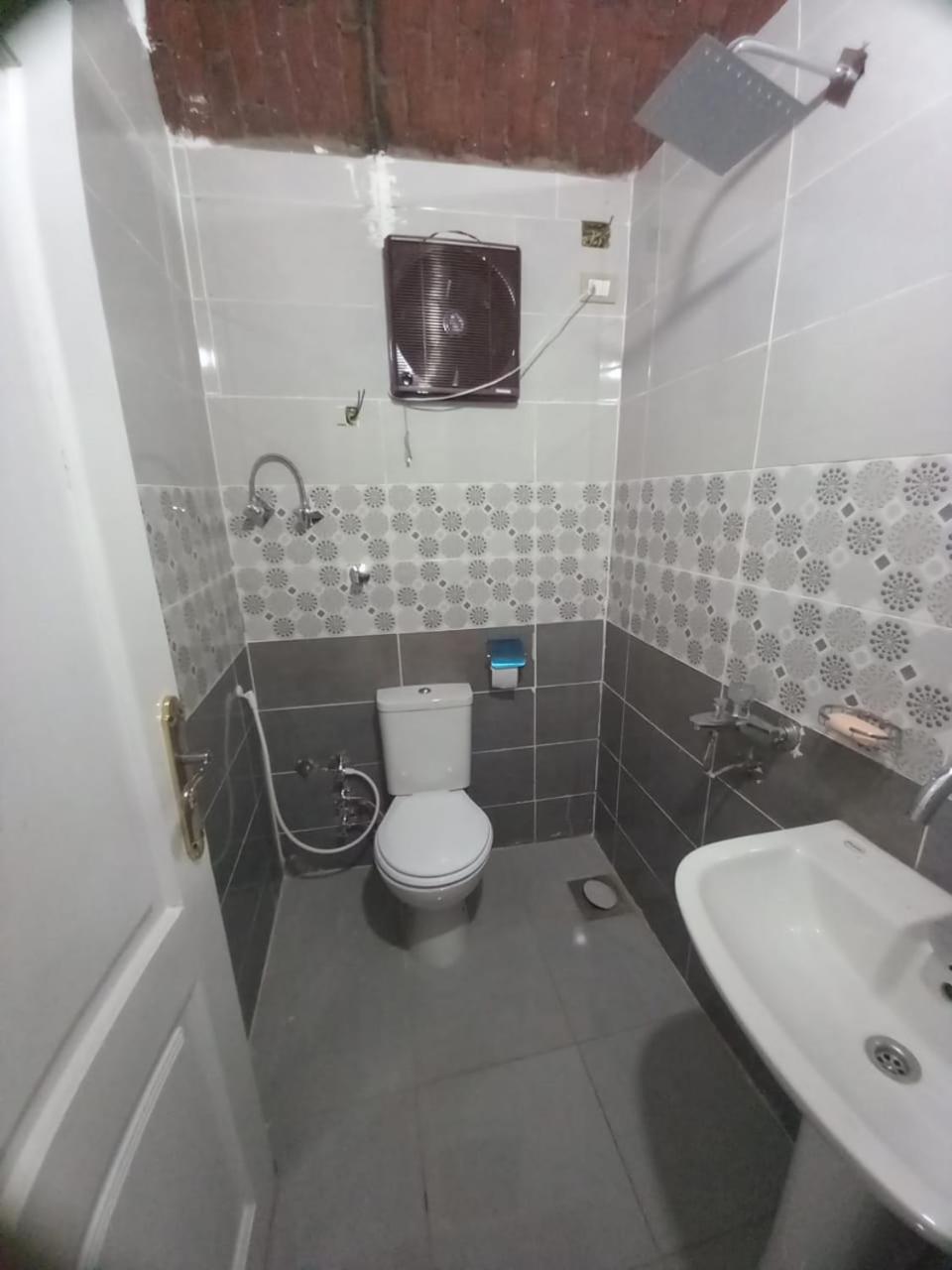 Double Room with Sea View - Photo 32
