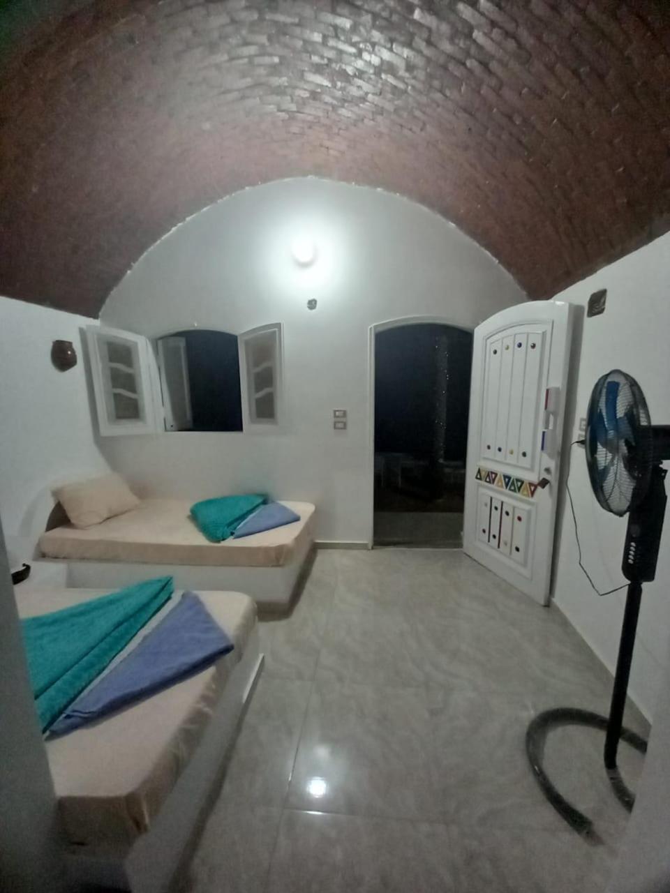 Double Room with Sea View - Photo 26