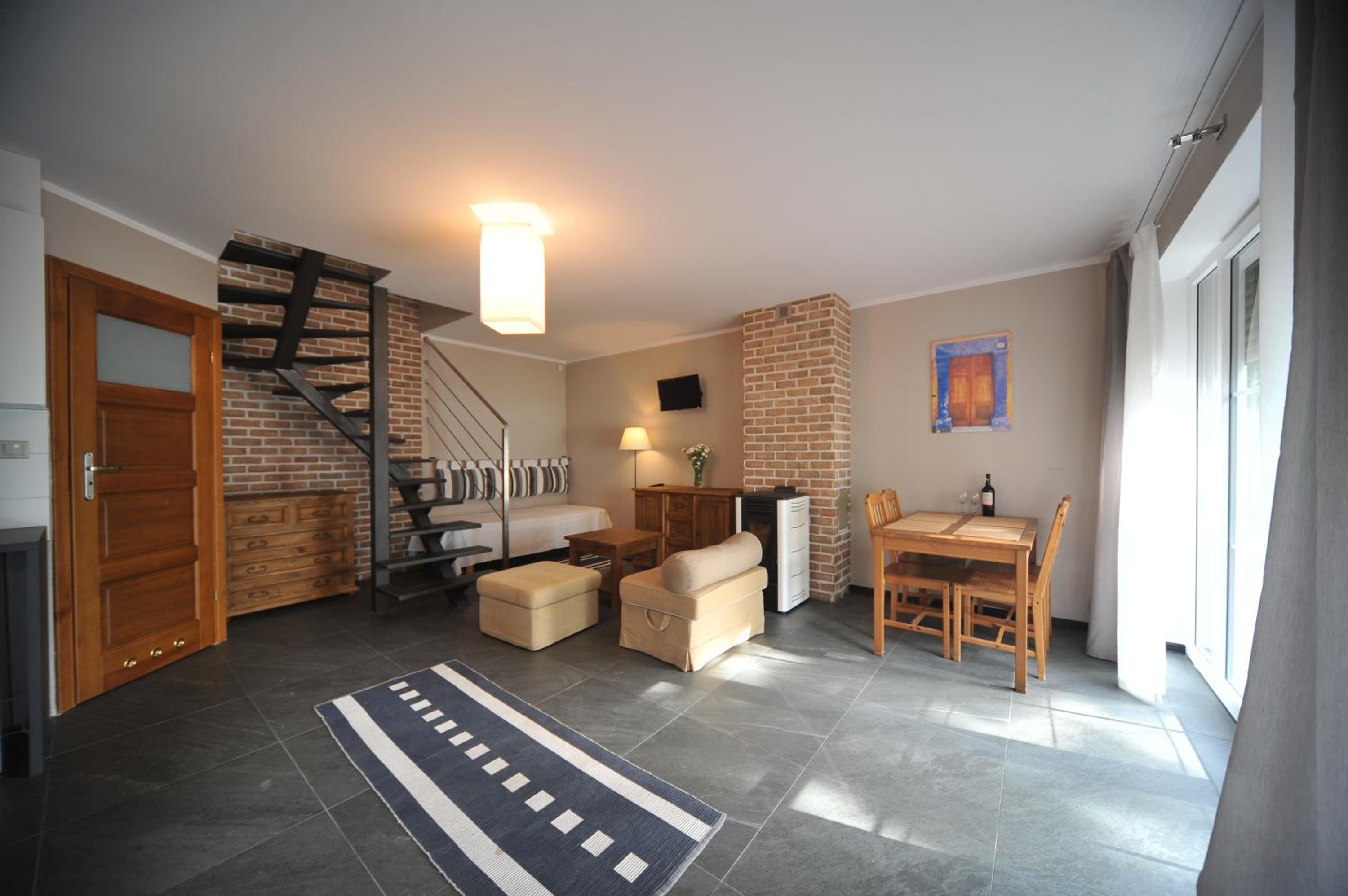 Two-Bedroom Duplex Apartment with Lake View photo 1