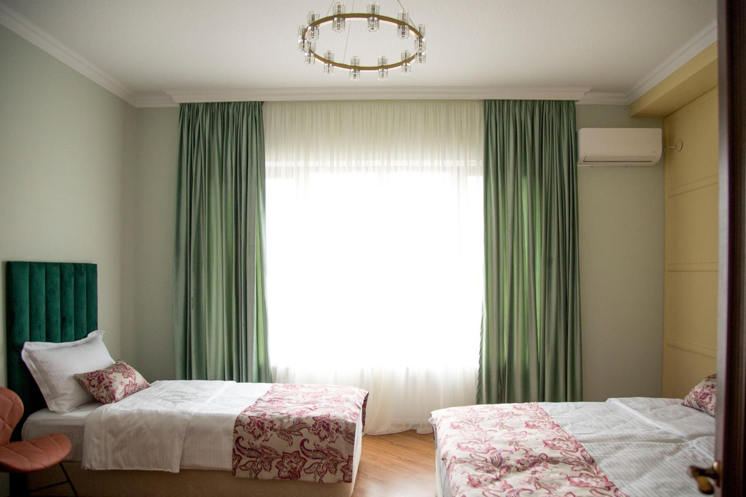 Triple Room - Photo 1