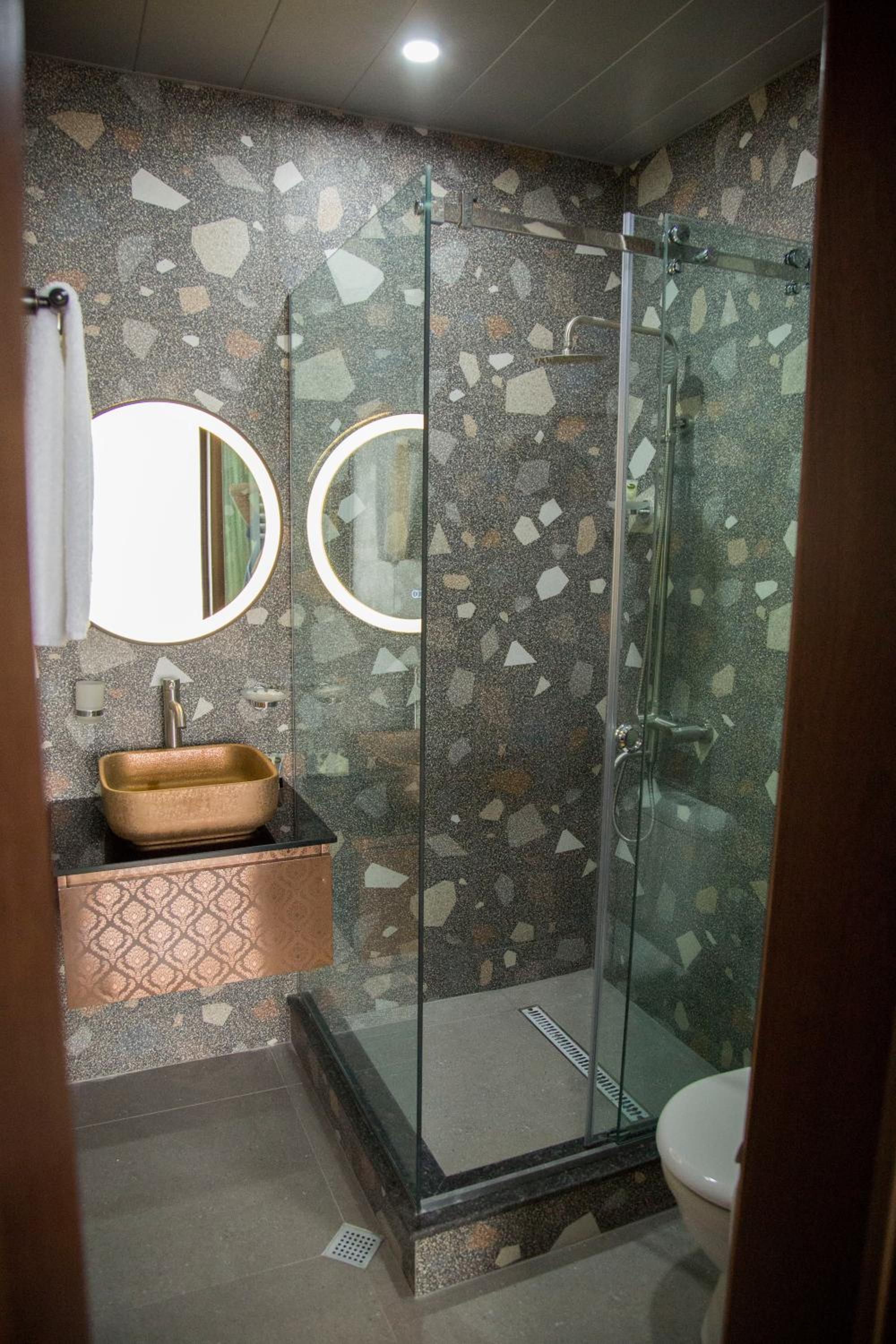 Double or Twin Room - Photo 4