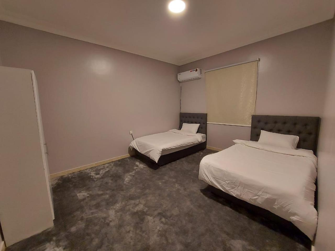 Three-Bedroom Apartment photo 1