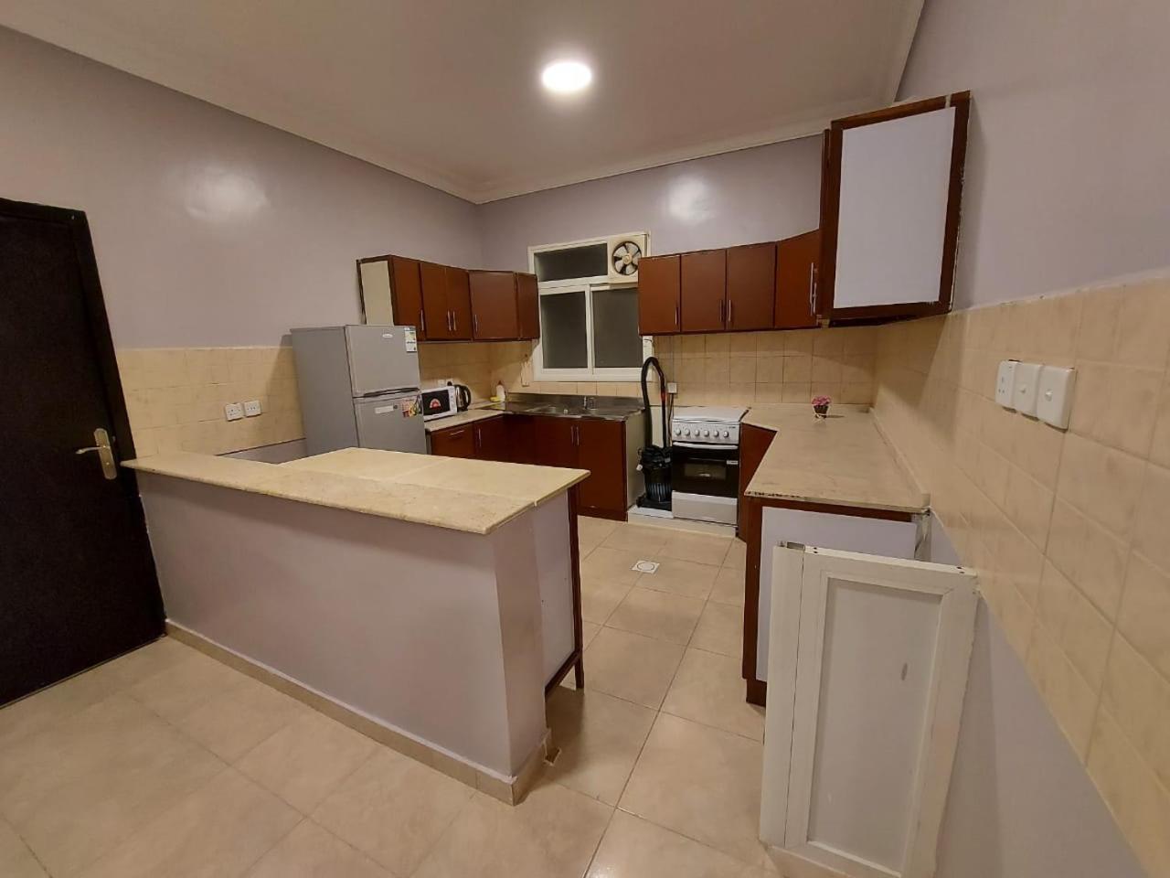Three-Bedroom Apartment photo 3