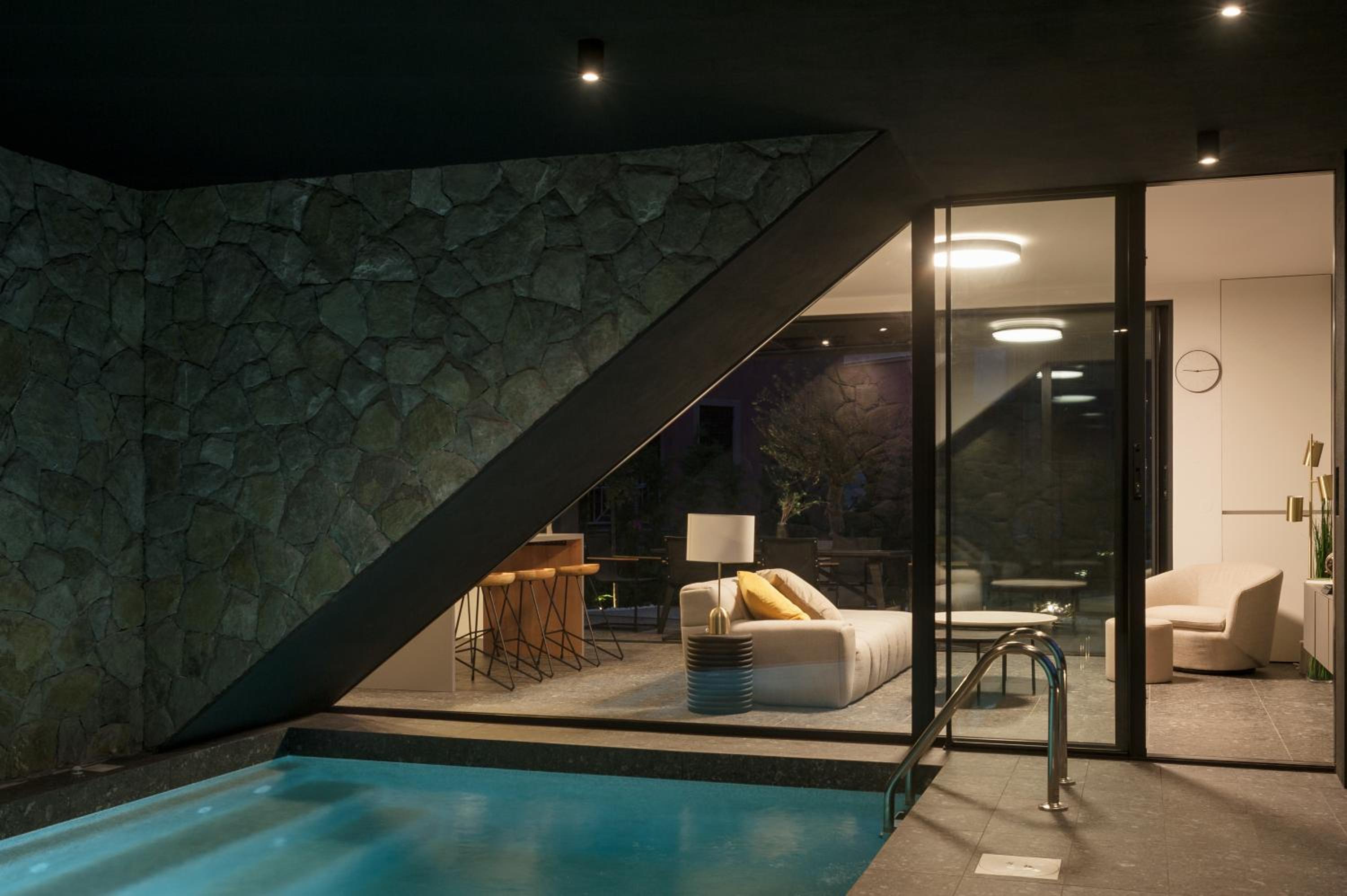 Three-Bedroom House photo 2