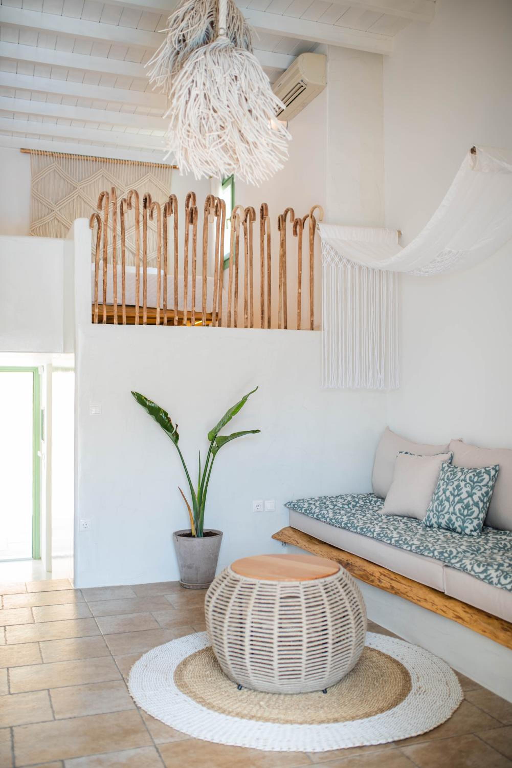 Executive Maisonette with Private Pool and Sea View - Photo 17