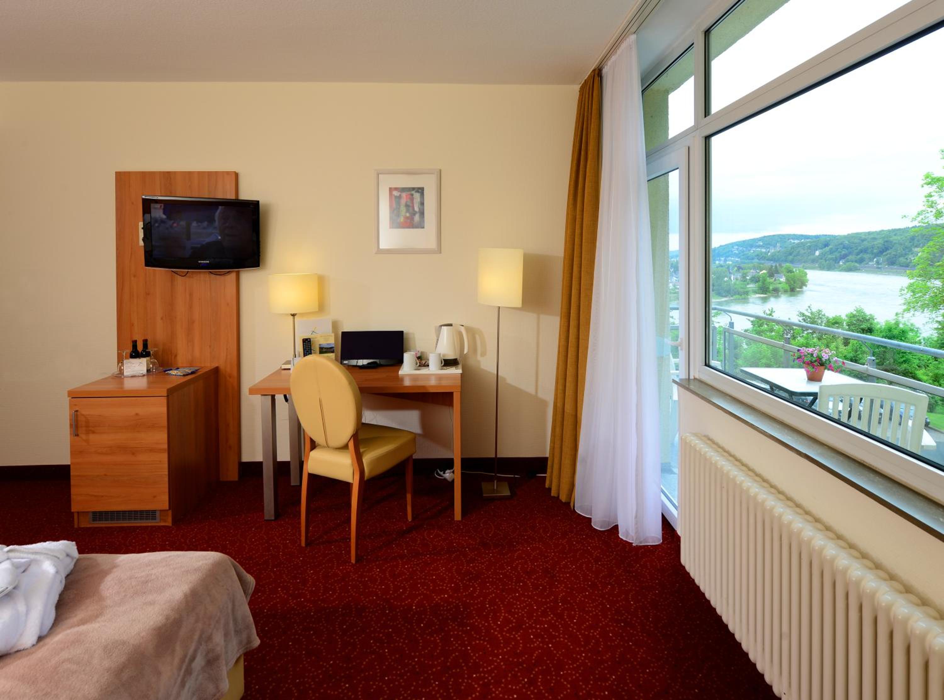 Large Double Room photo 3