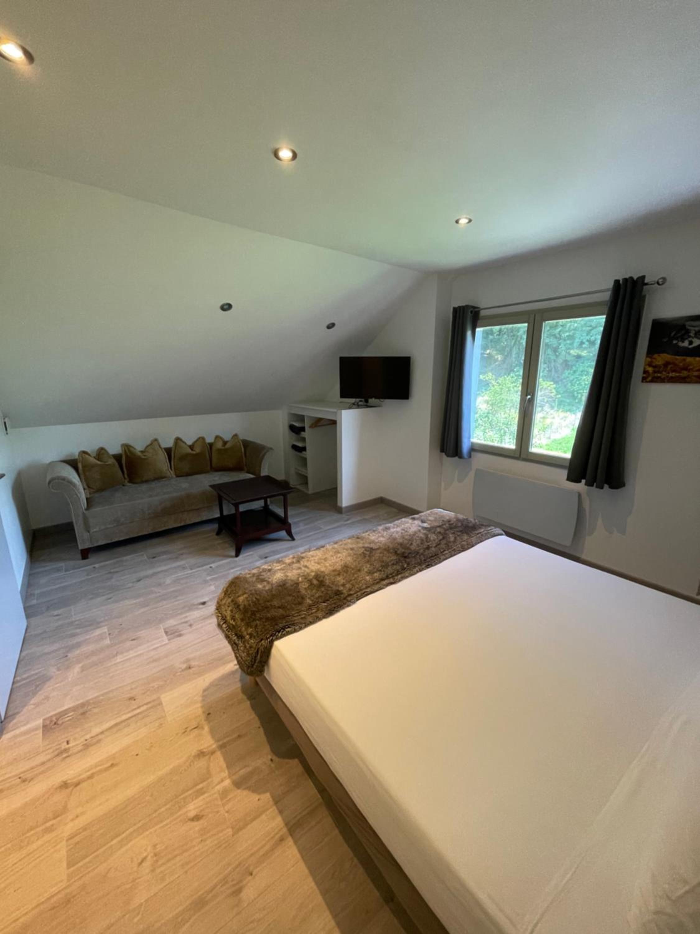 Superior Double Room photo 2