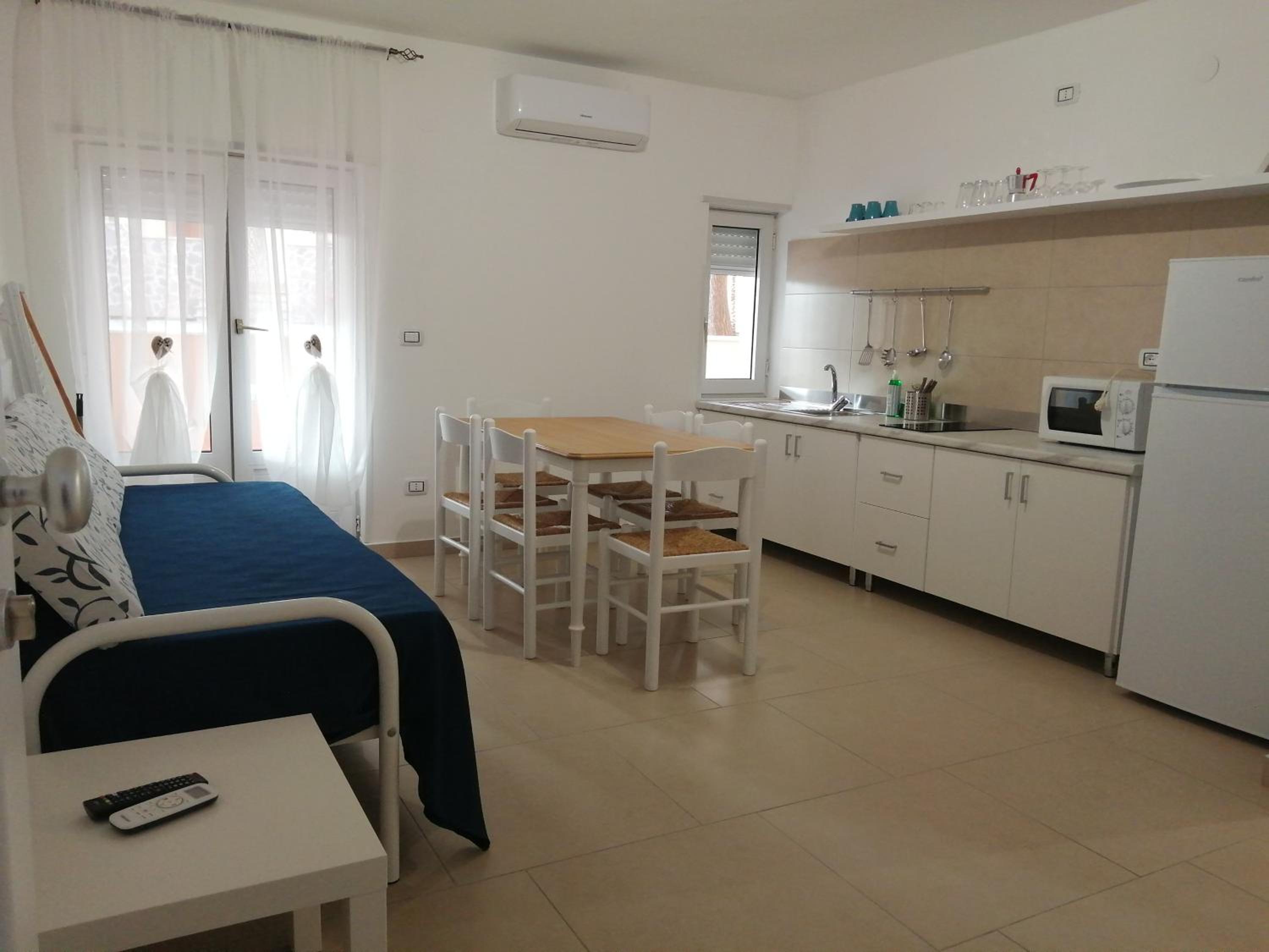 Apartment - Photo 9