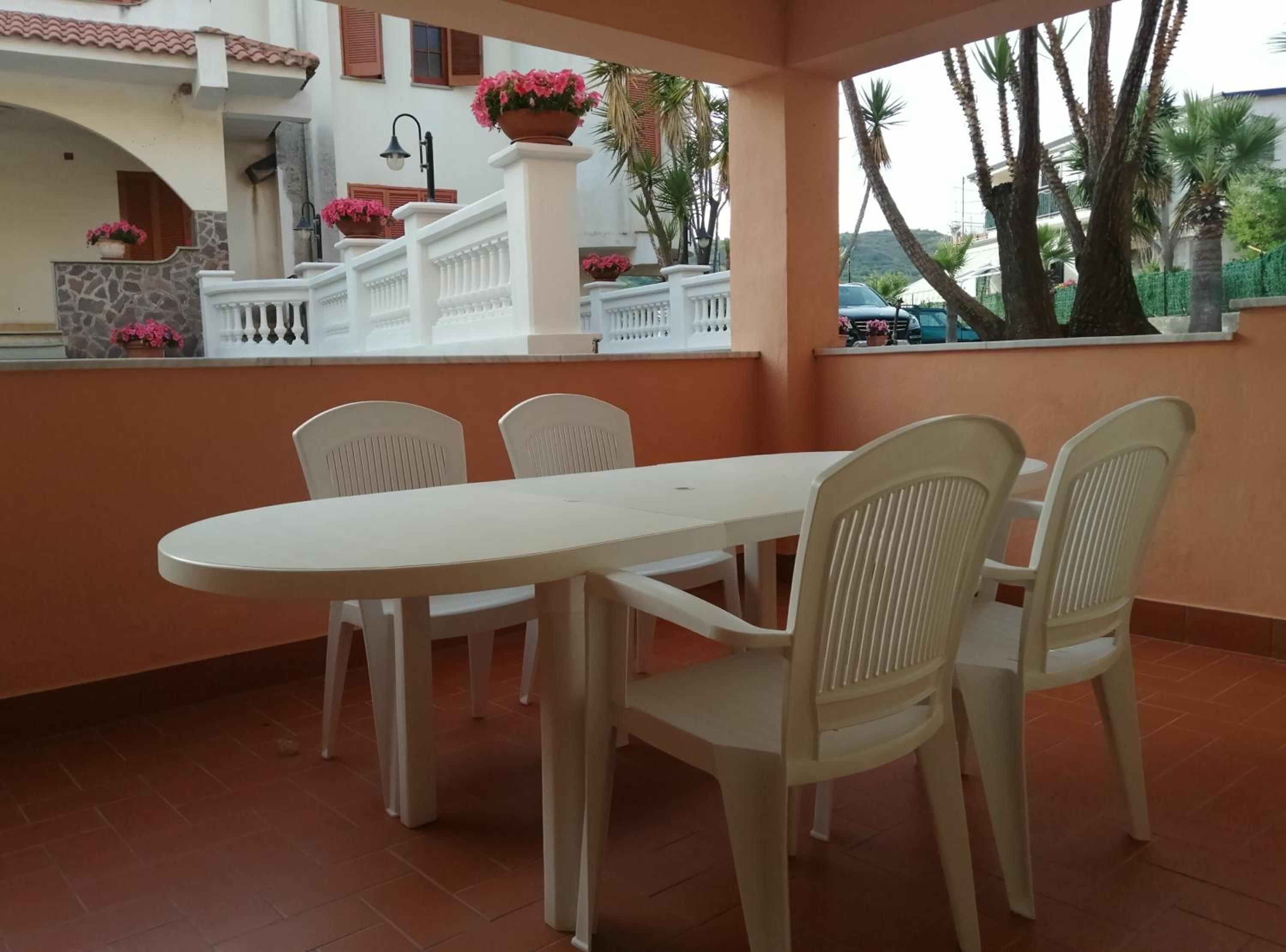Apartment - Photo 3
