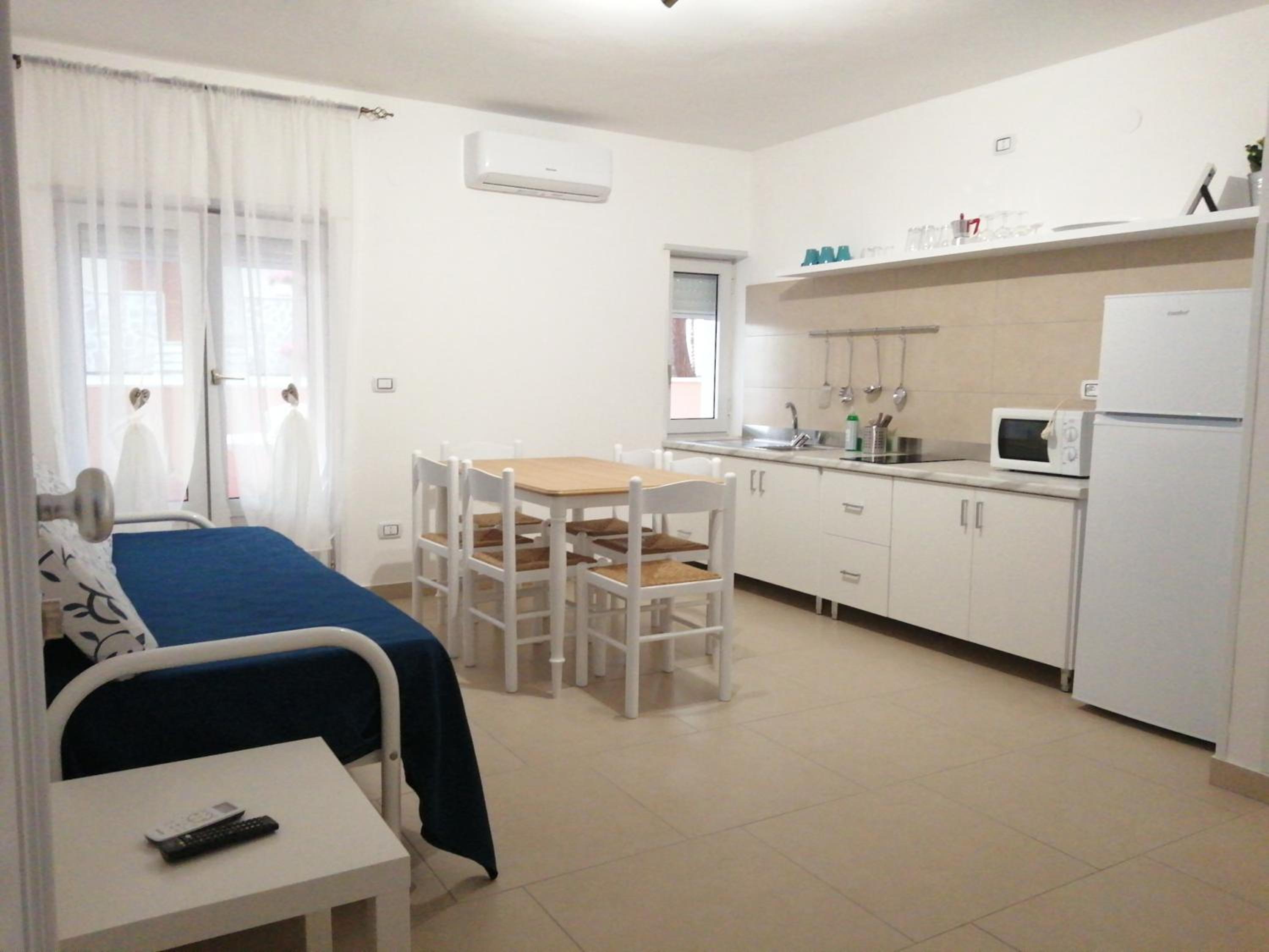 Apartment - Photo 4
