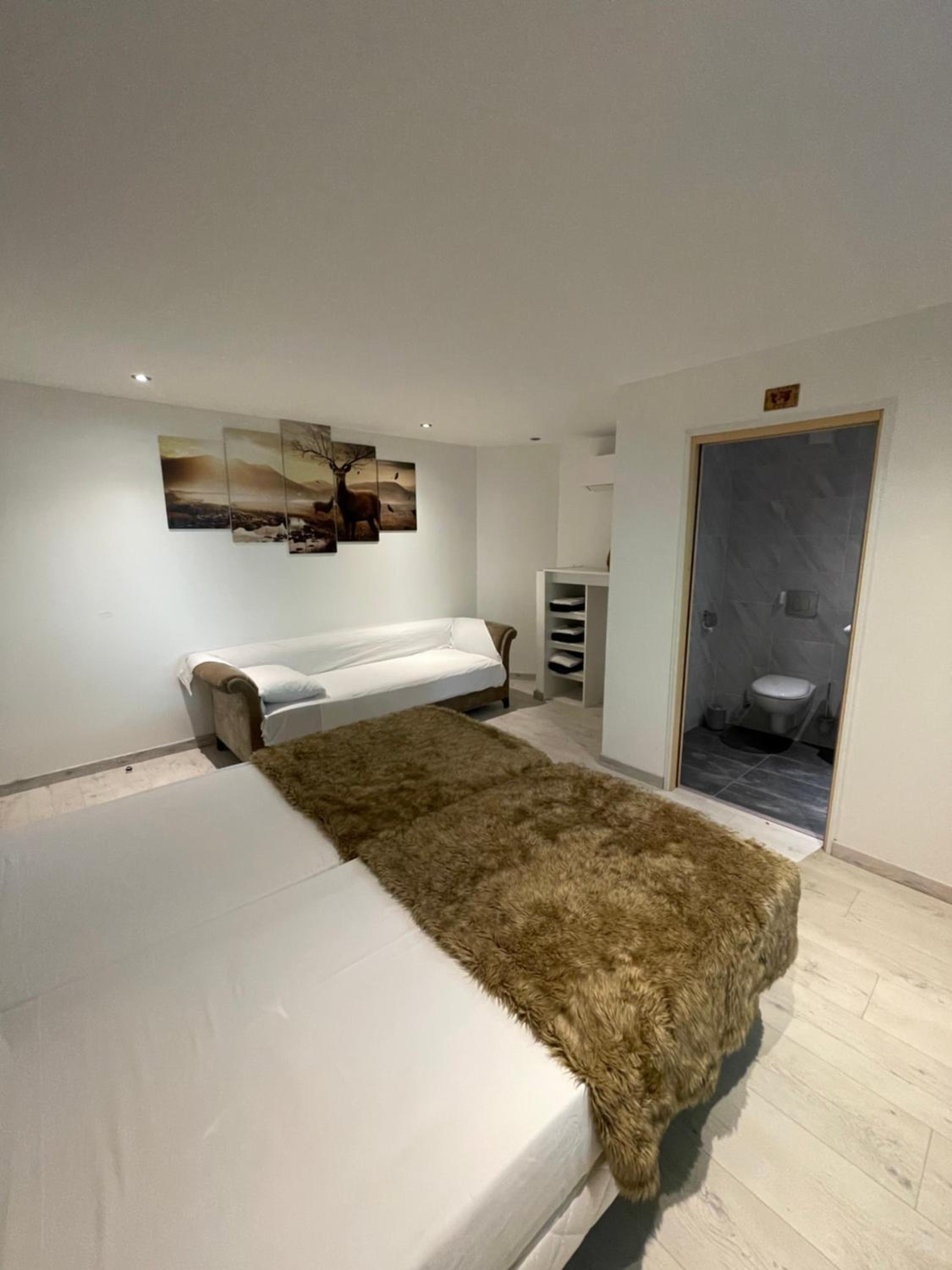 Deluxe Triple Room - Photo 3