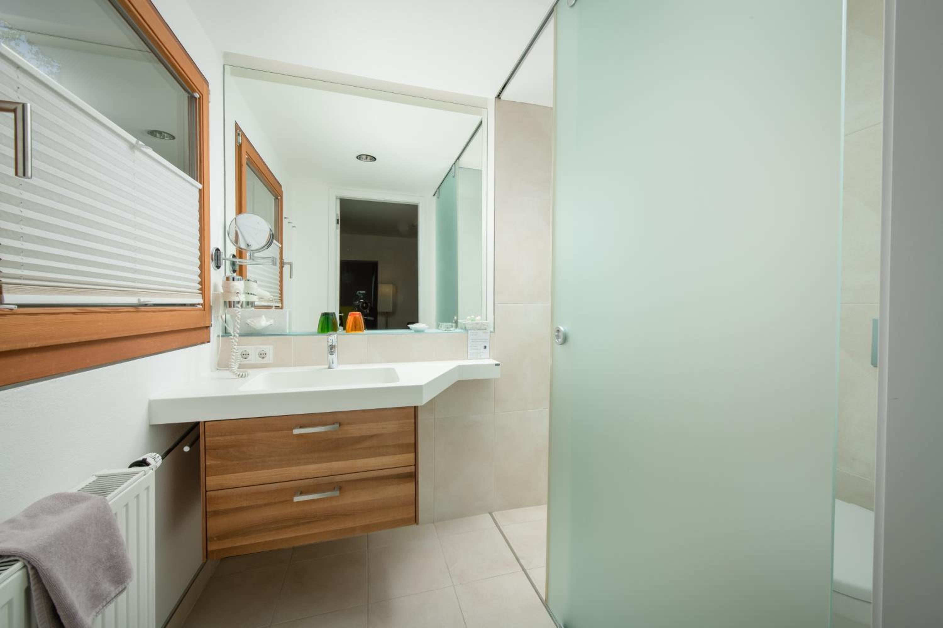 Suite - Photo 5
