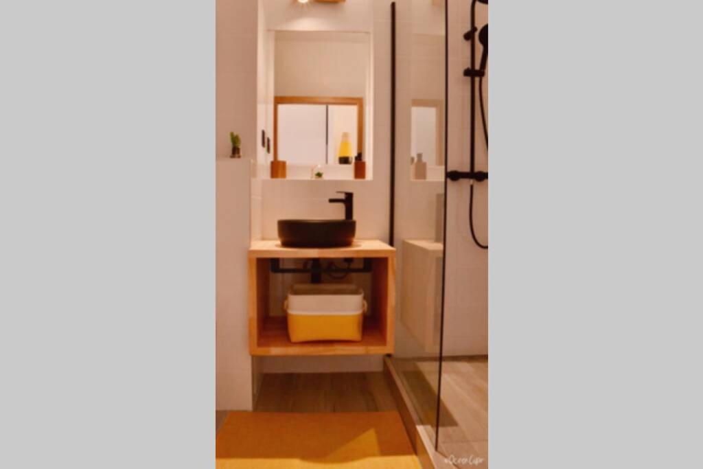 One-Bedroom Apartment - Photo 5