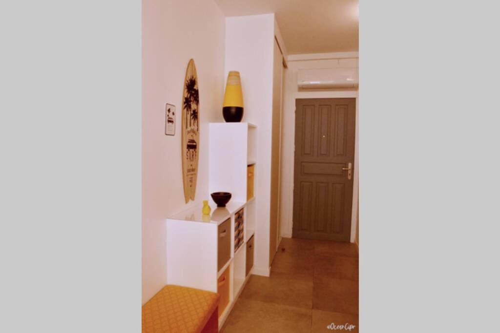 One-Bedroom Apartment - Photo 6