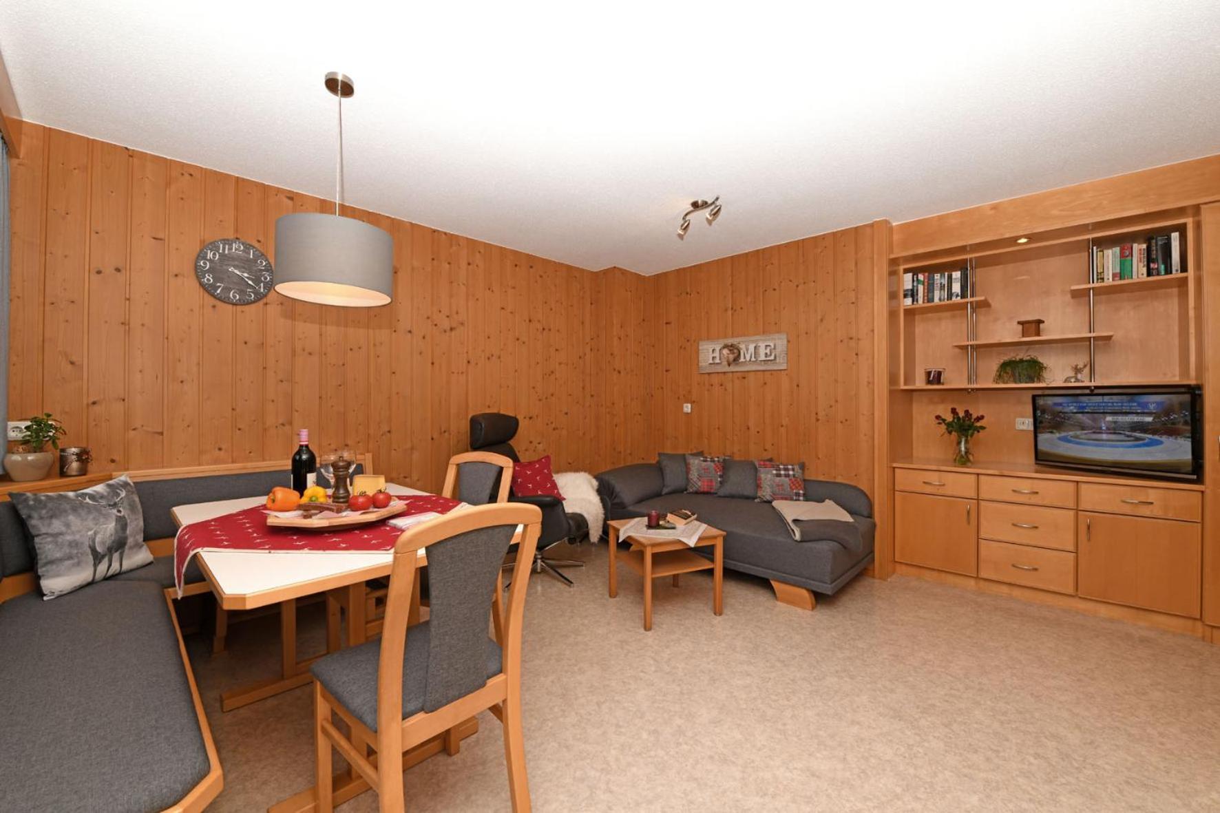 Apartment photo 1