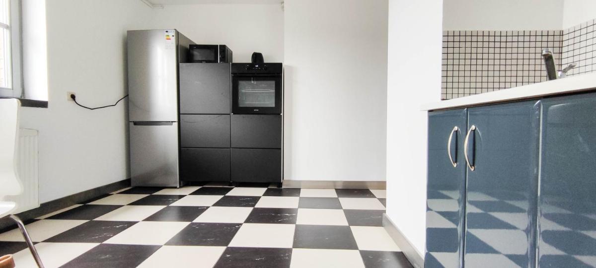 One-Bedroom Apartment - Photo 10