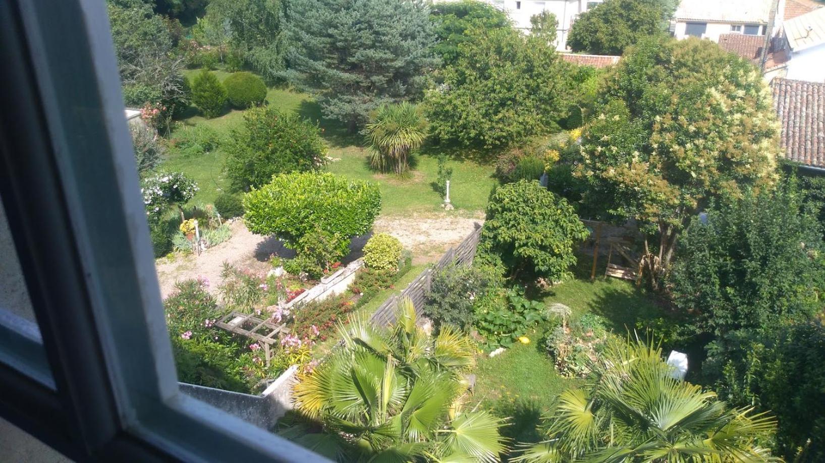 Double or Twin Room with Garden View - Photo 6