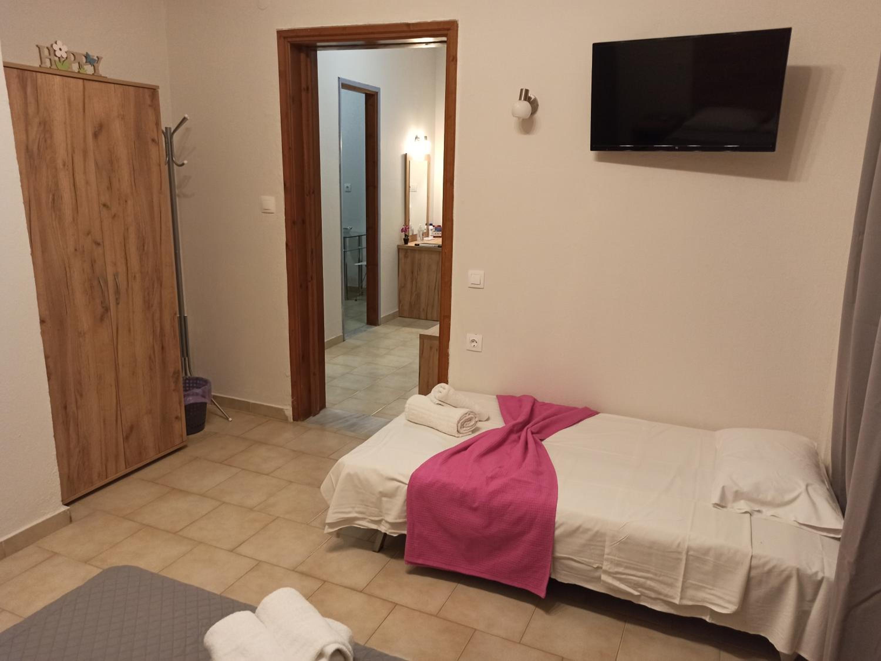 Apartment with Sea View - Photo 29