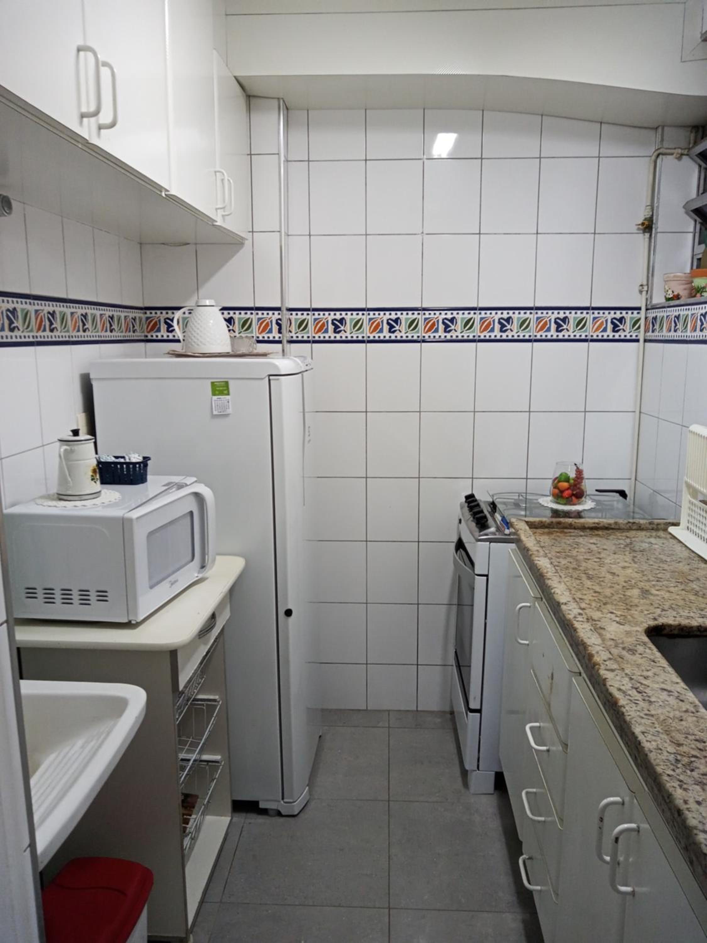 Apartment photo 2