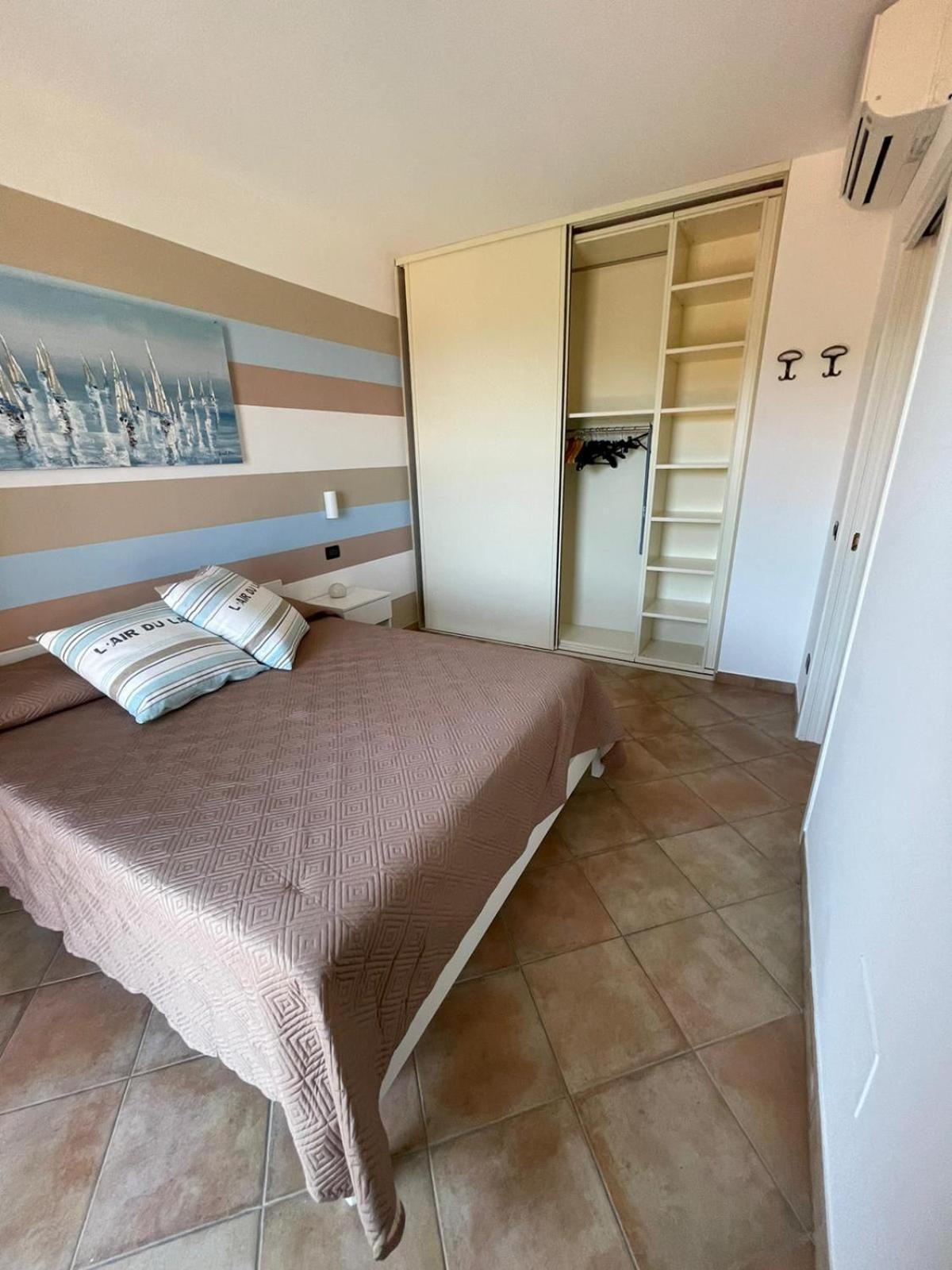 One-Bedroom Apartment - Photo 11