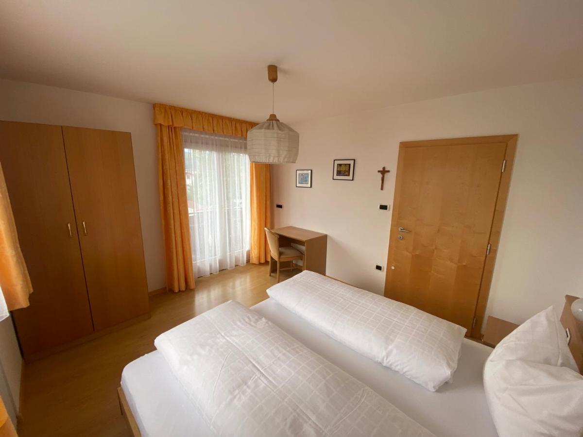 One-Bedroom Apartment (4 Adults)