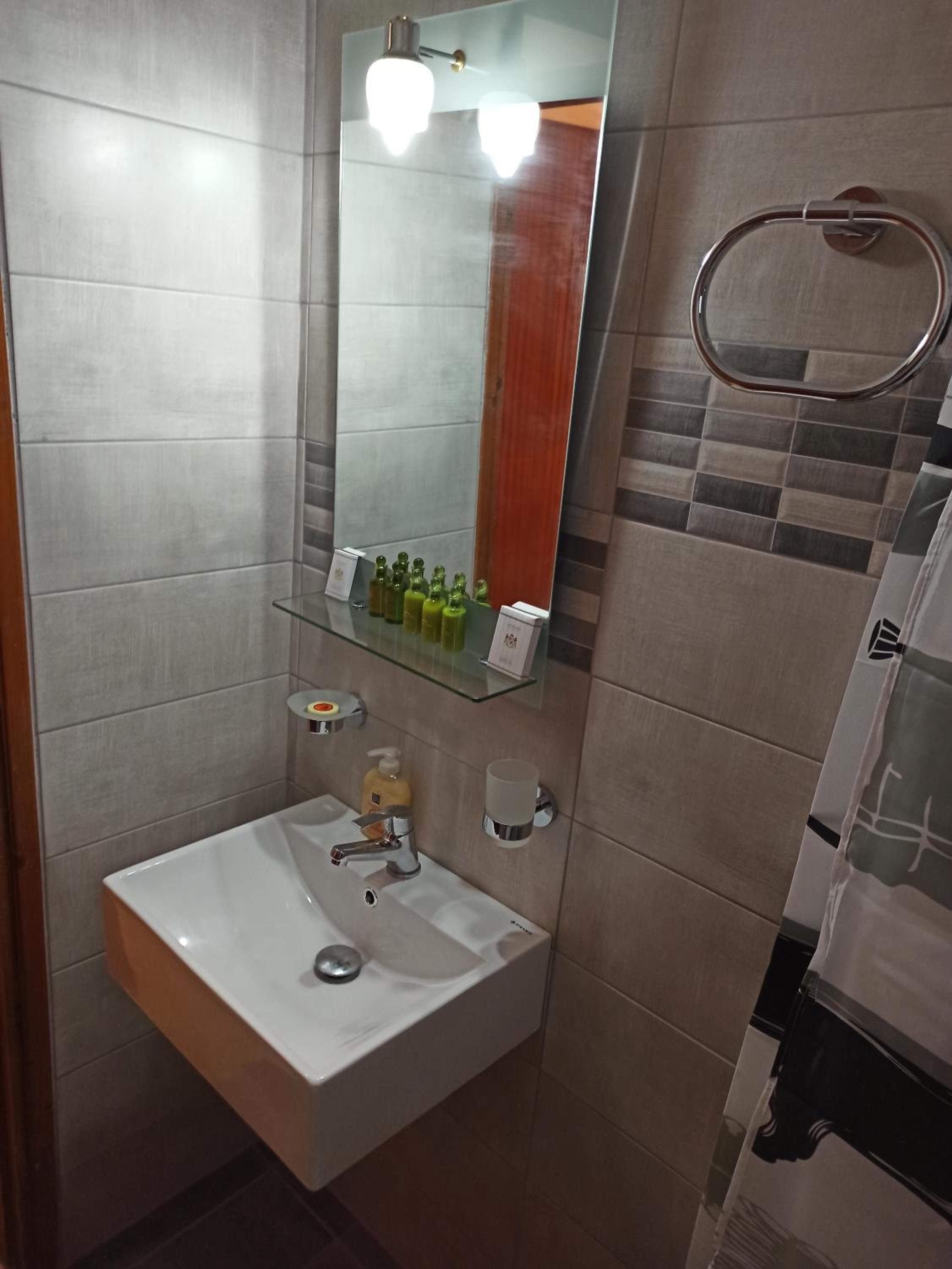 Apartment with Sea View - Photo 17