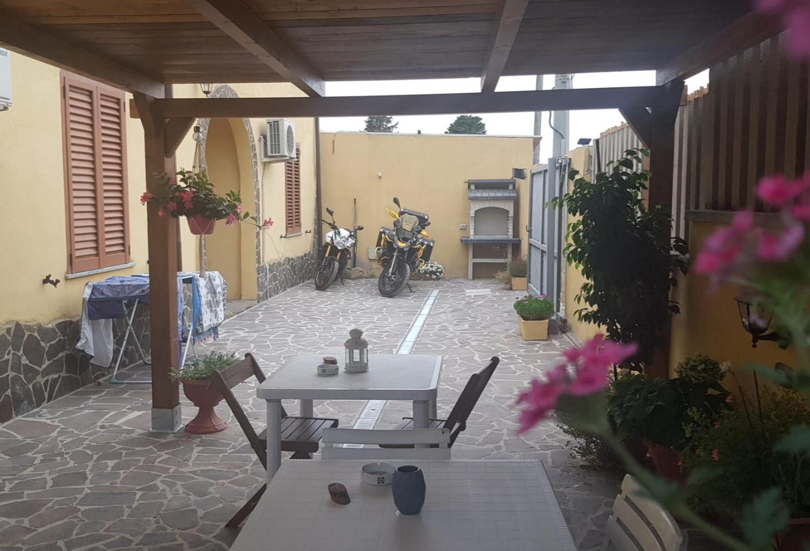 Double Room with Private Bathroom - Photo 73