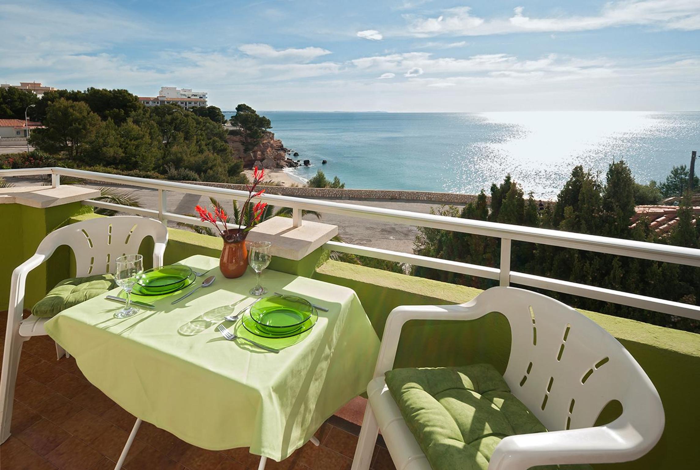 One-Bedroom Apartment with Sea View