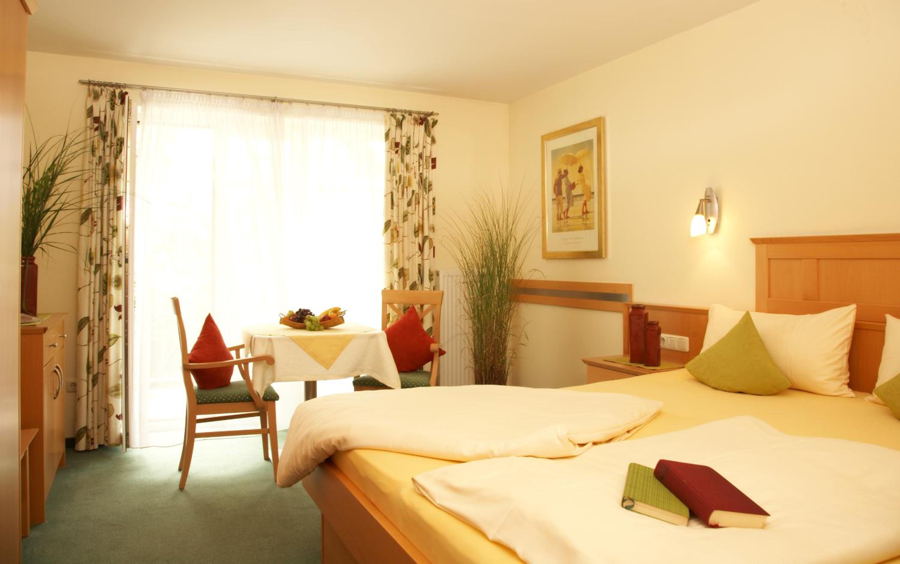 Comfort Double Room with Balcony - Photo 1