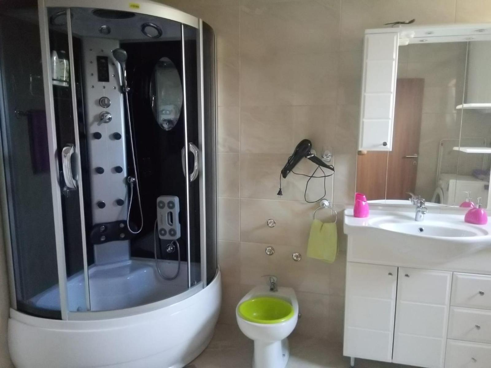 Two-Bedroom Apartment - Photo 19