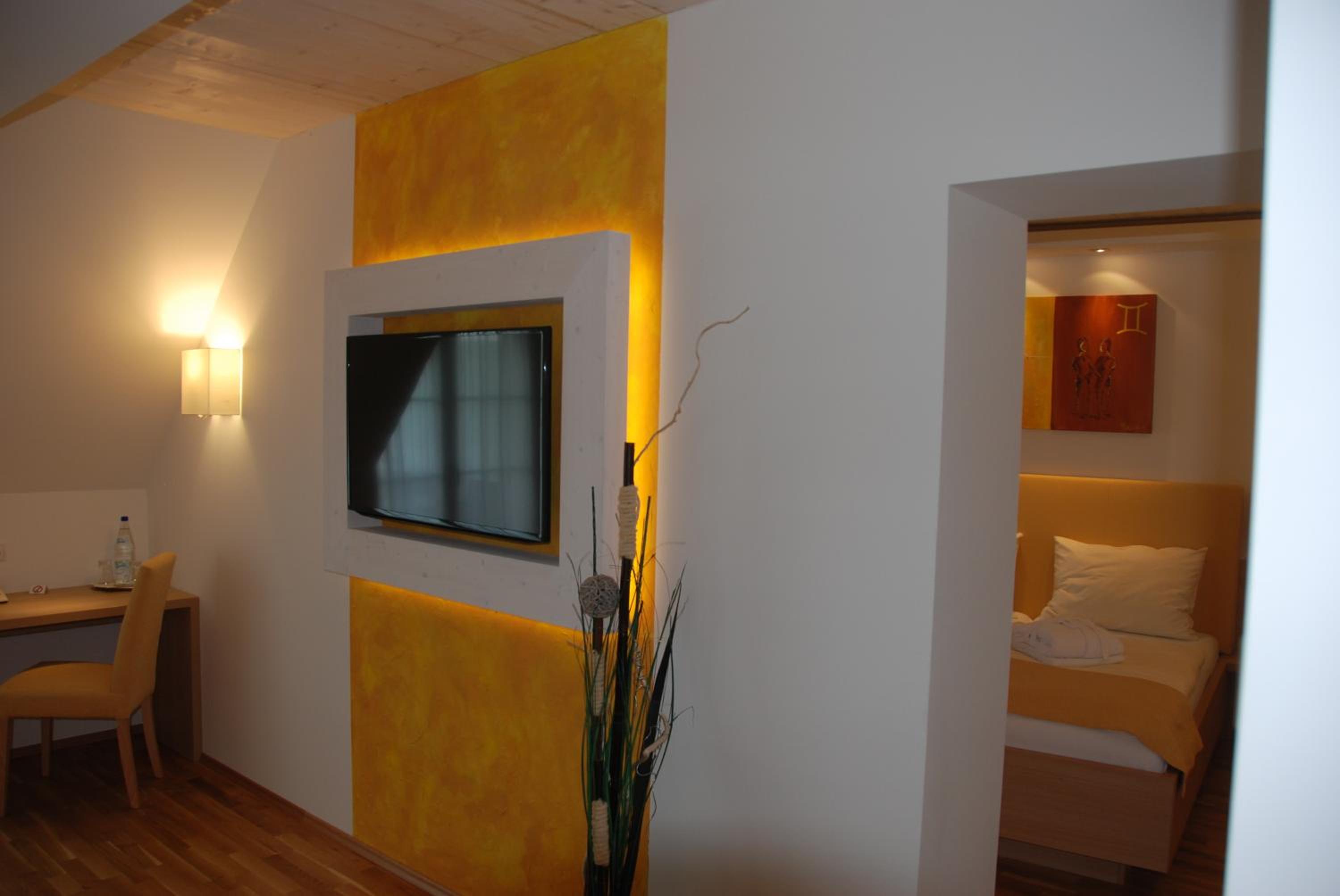 Suite with Balcony photo 2