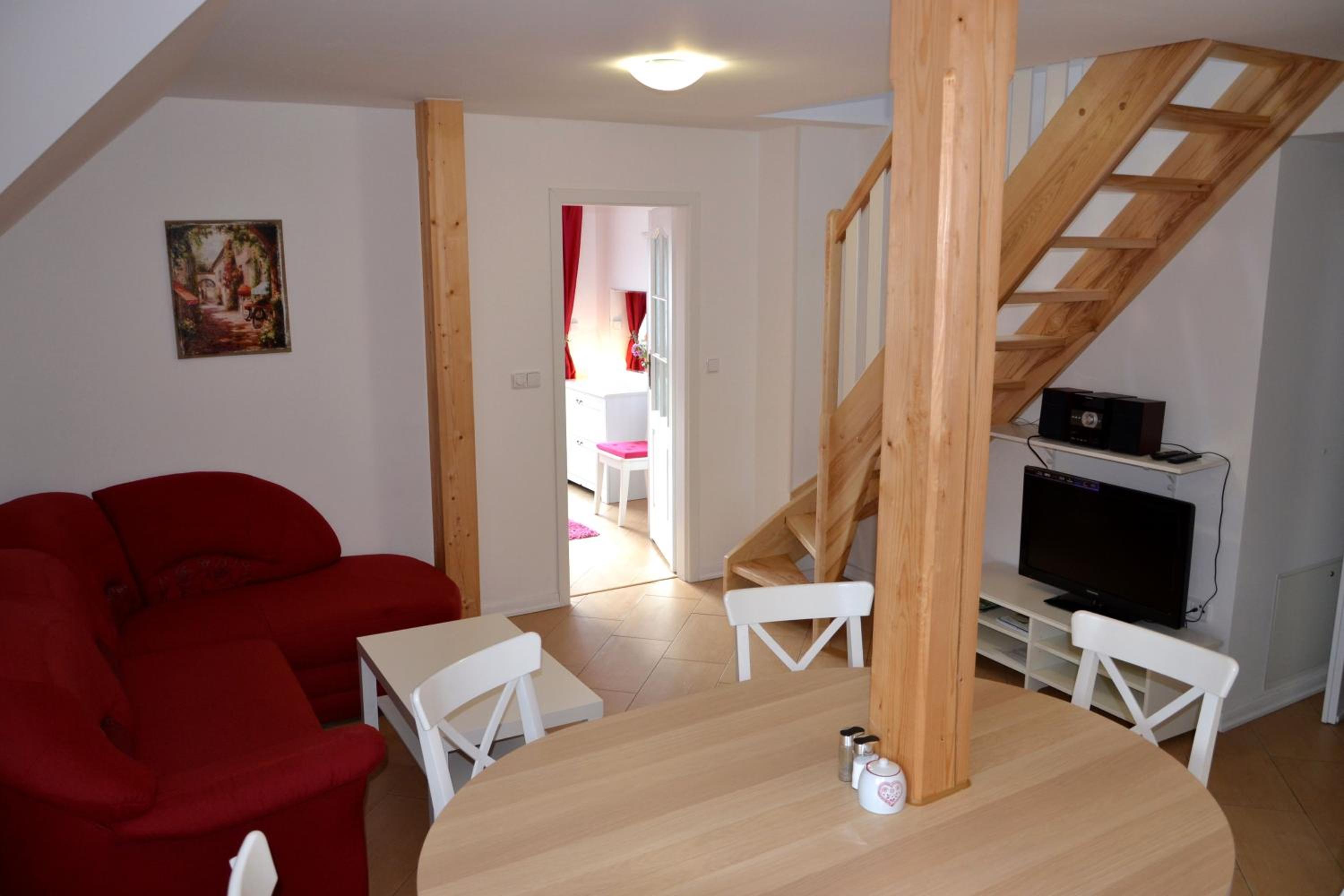 Three-Bedroom Apartment with Balcony (7 Adults) photo 1