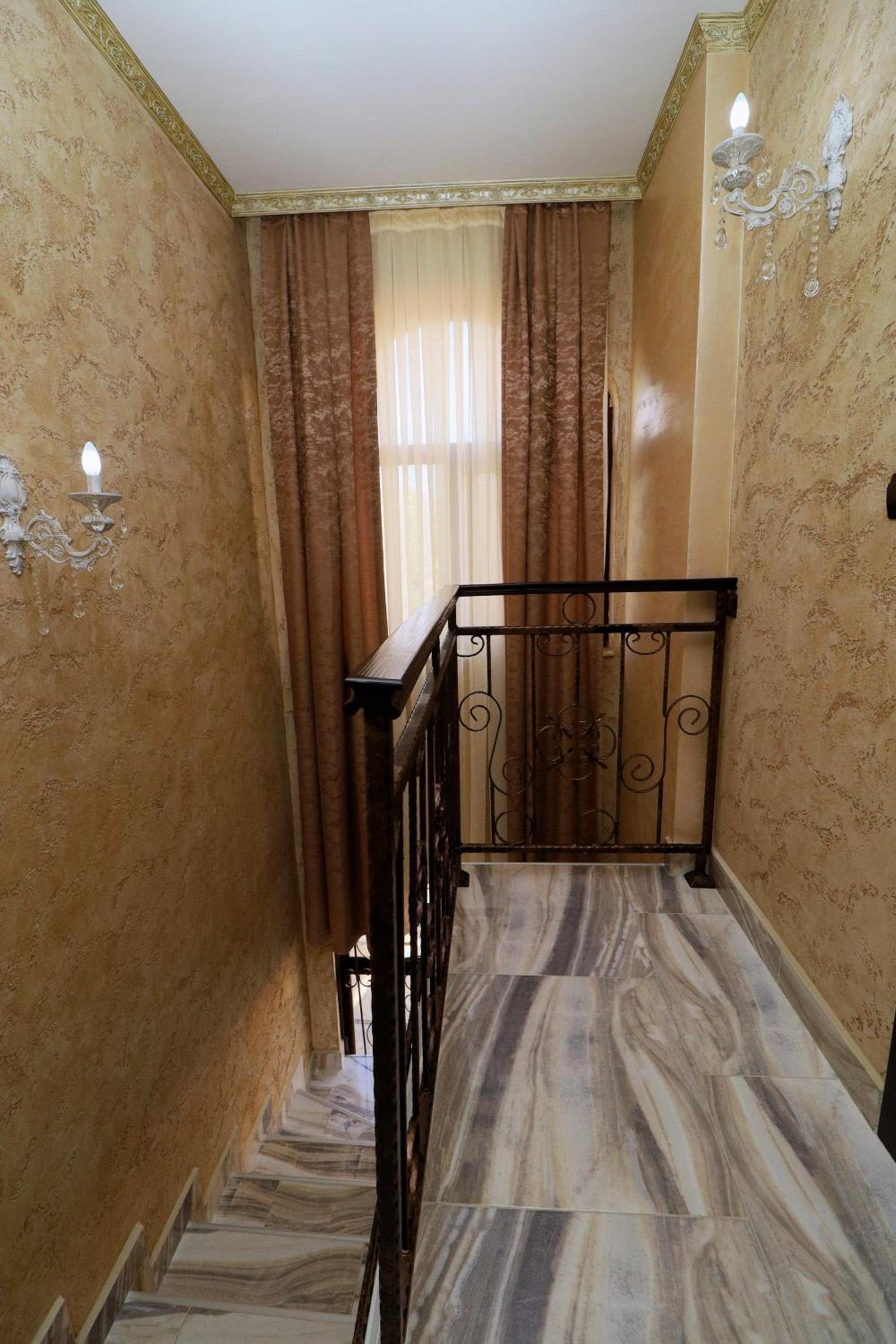 Maisonette photo 3