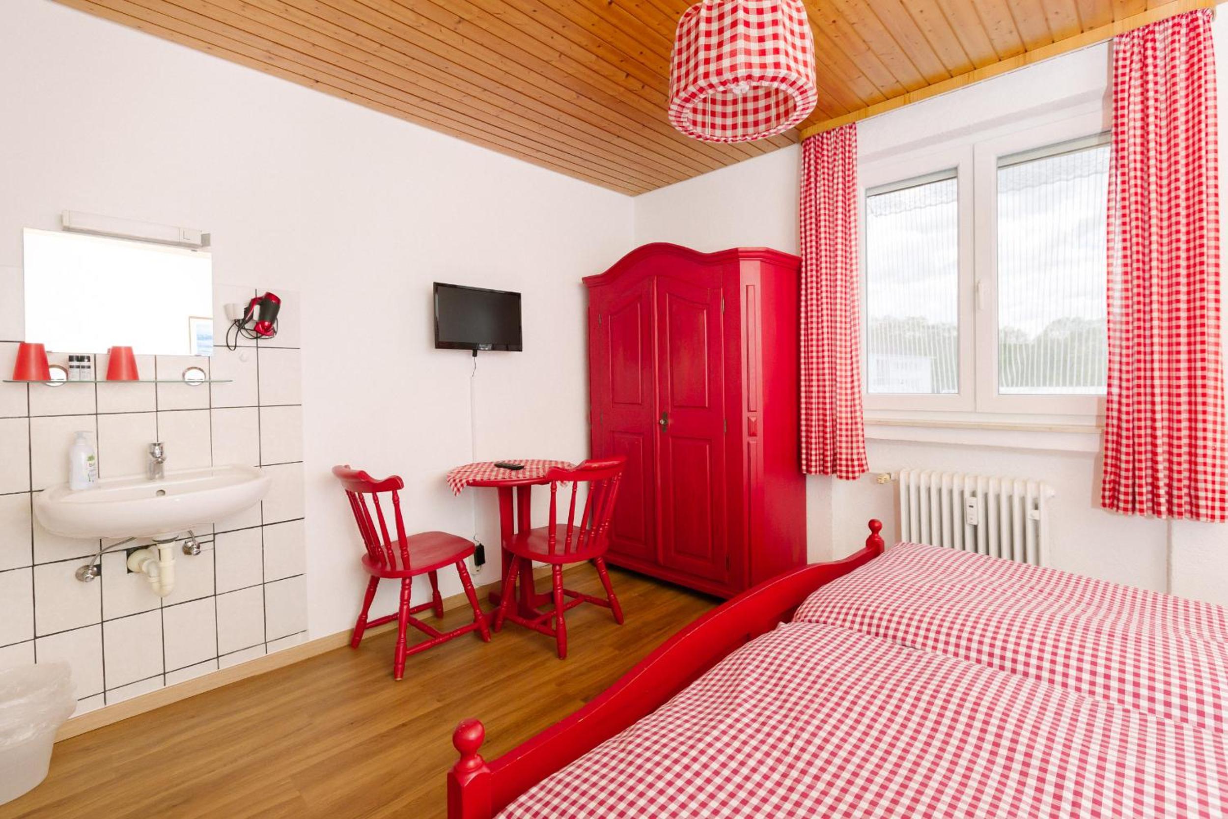 Double Room With Shared Bathroom