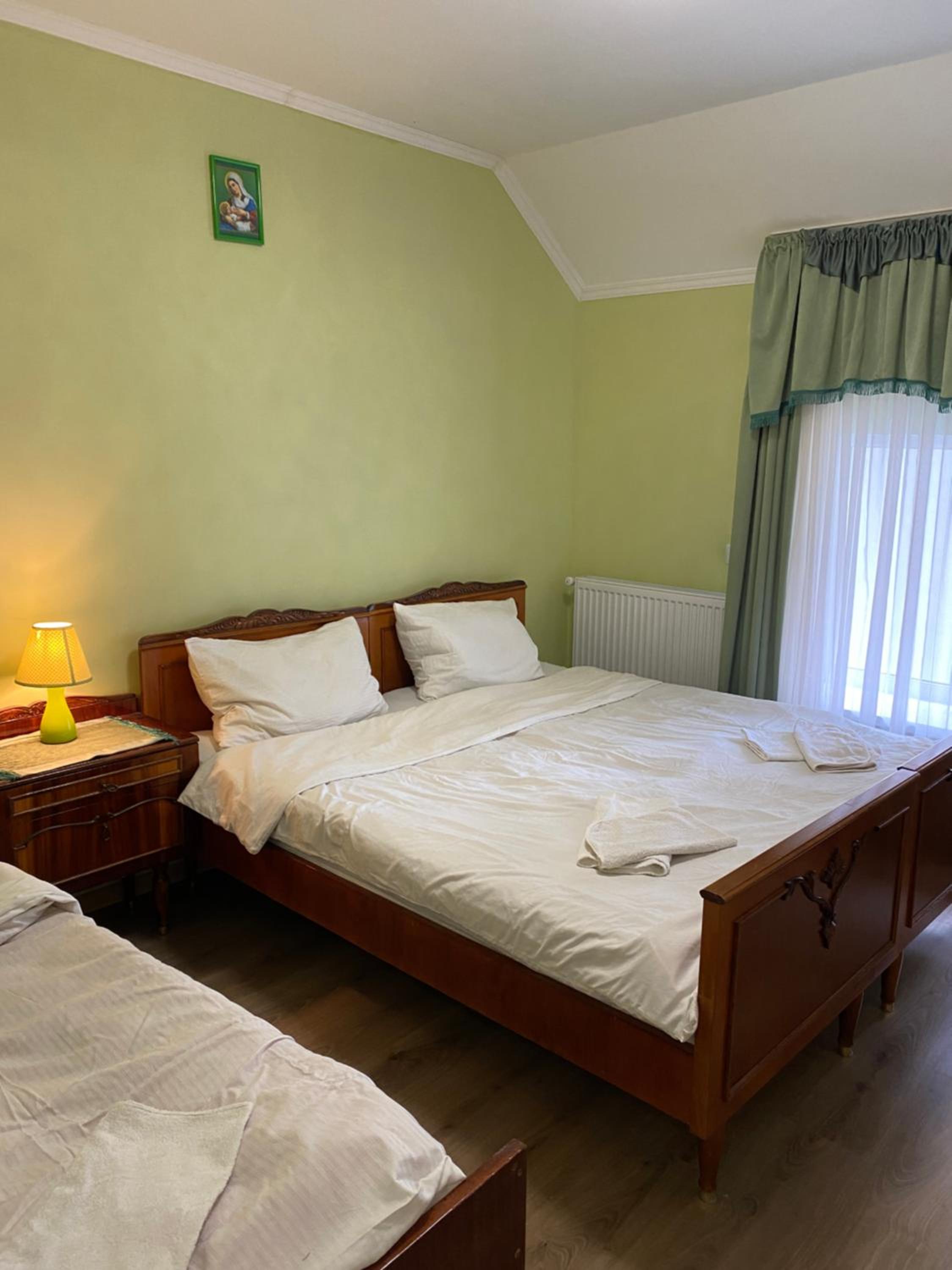 Classic Triple Room photo 1
