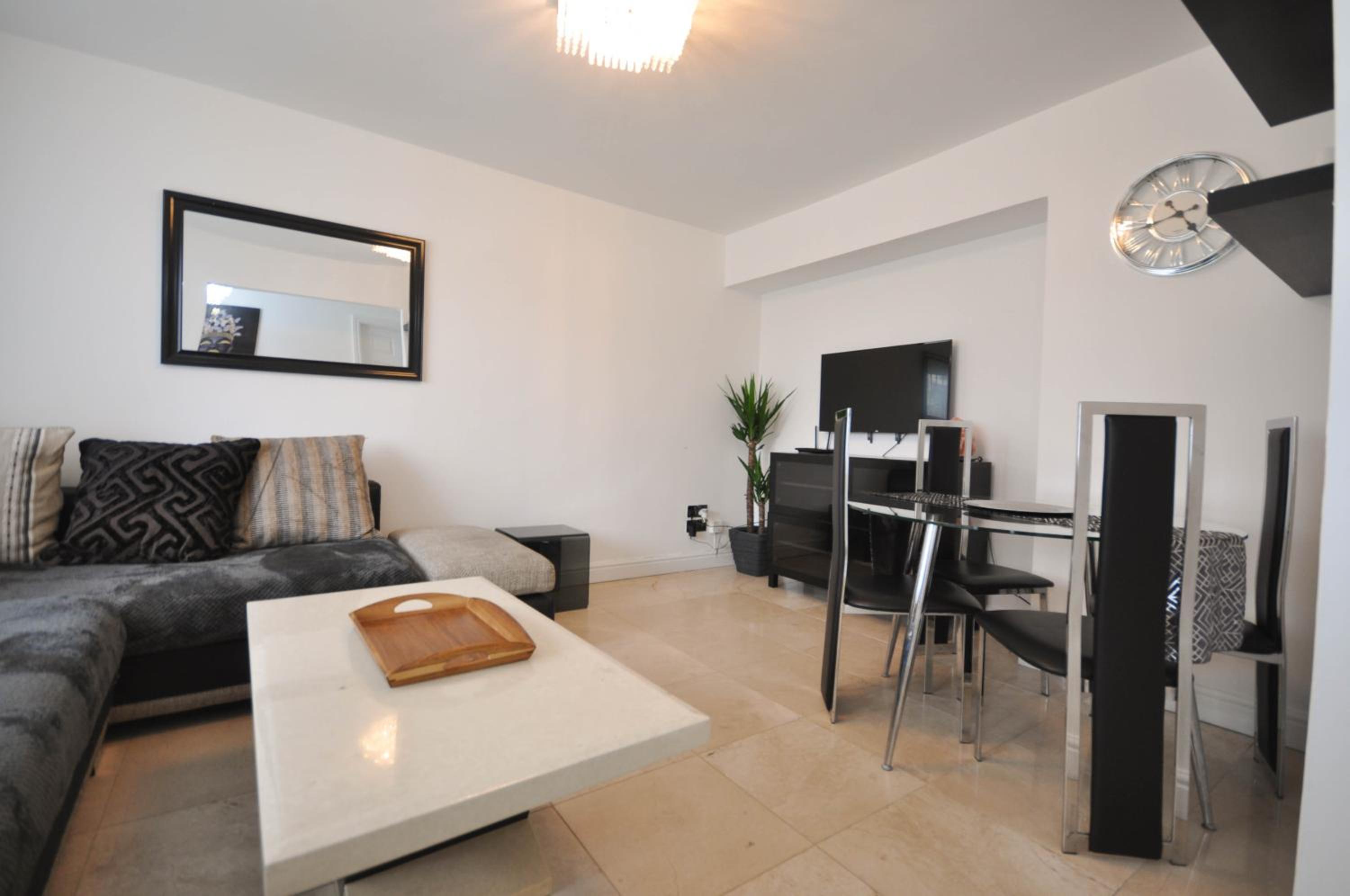 Two-Bedroom Apartment - Photo 1