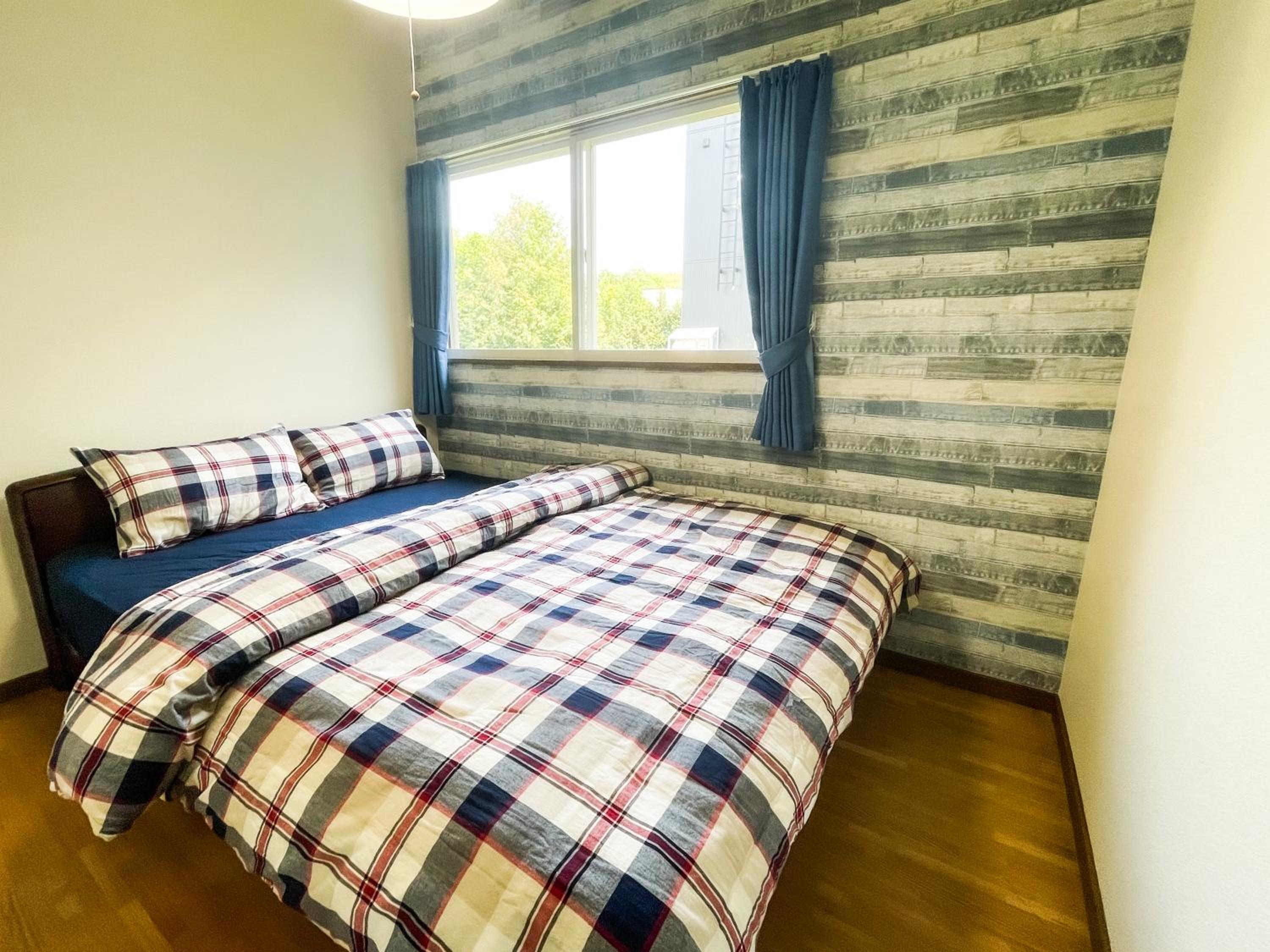 Four-Bedroom House - Photo 33