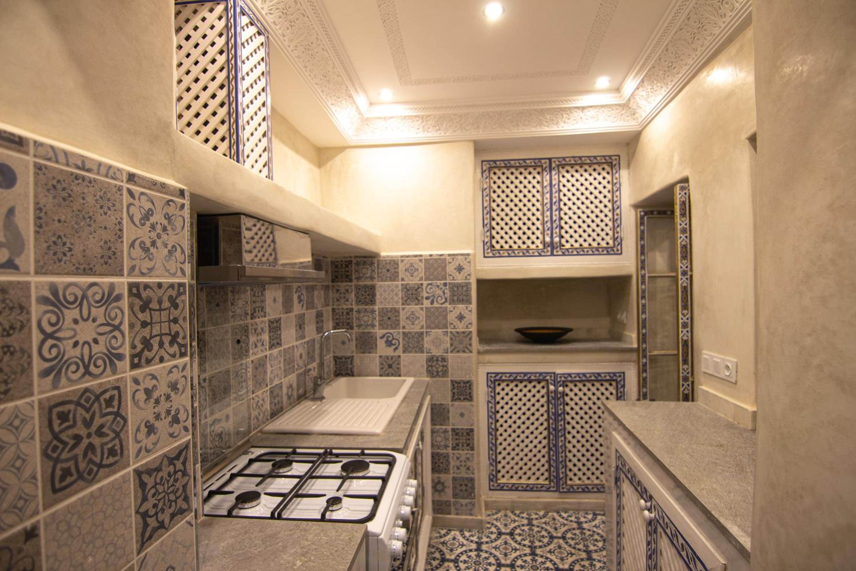 Privatized Blue House (Three bedrooms) - Photo 10