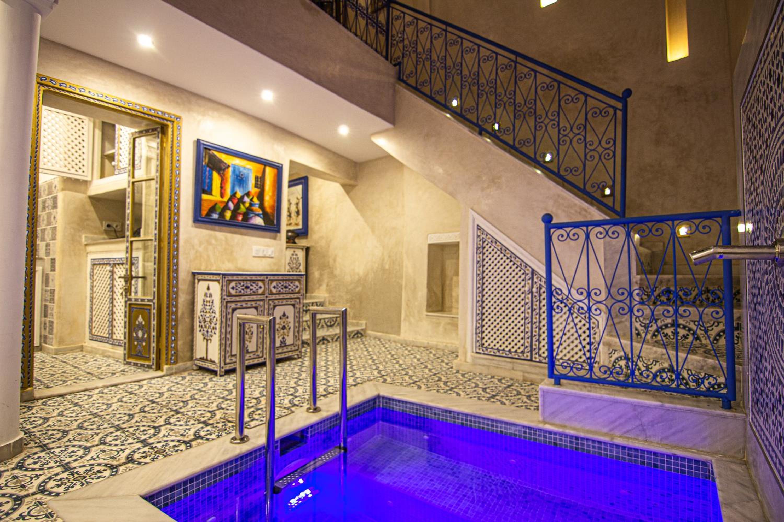 Privatized Blue House (Three bedrooms) - Photo 5