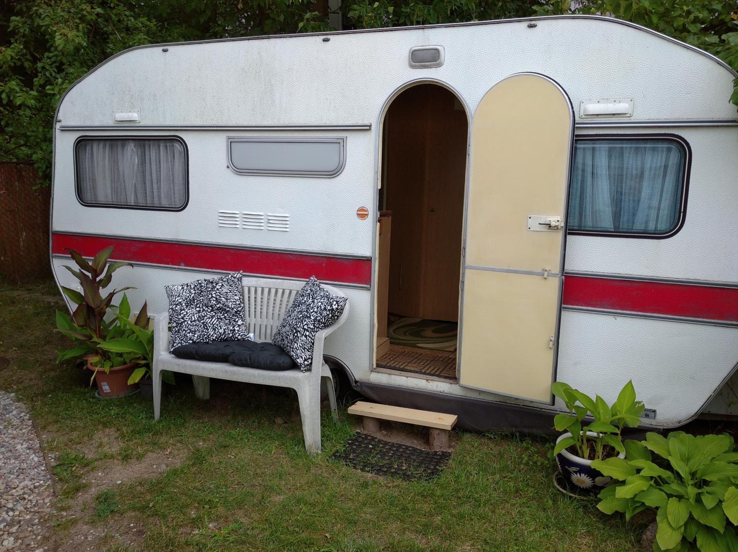 Caravan - Photo 1