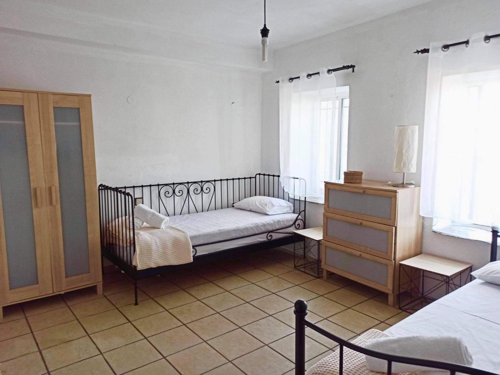 Two-Bedroom Apartment - Photo 8