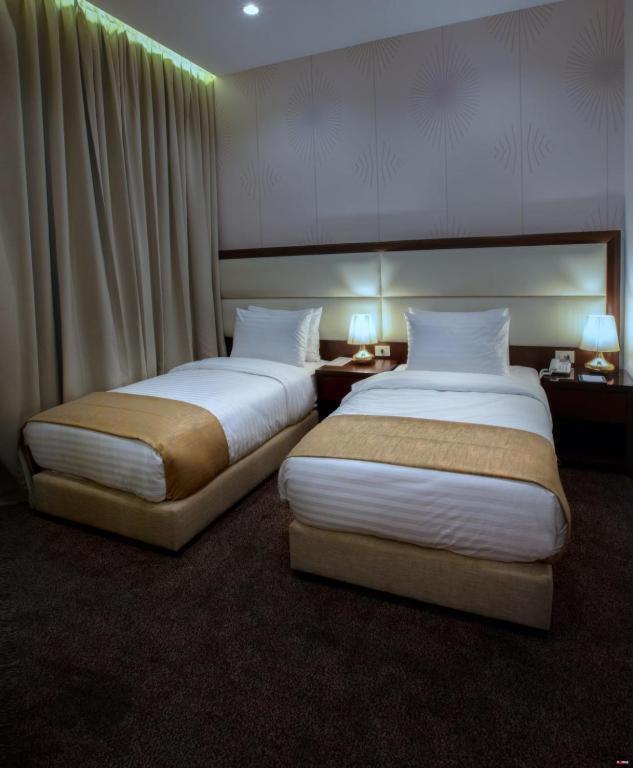 Deluxe Twin Room photo 1