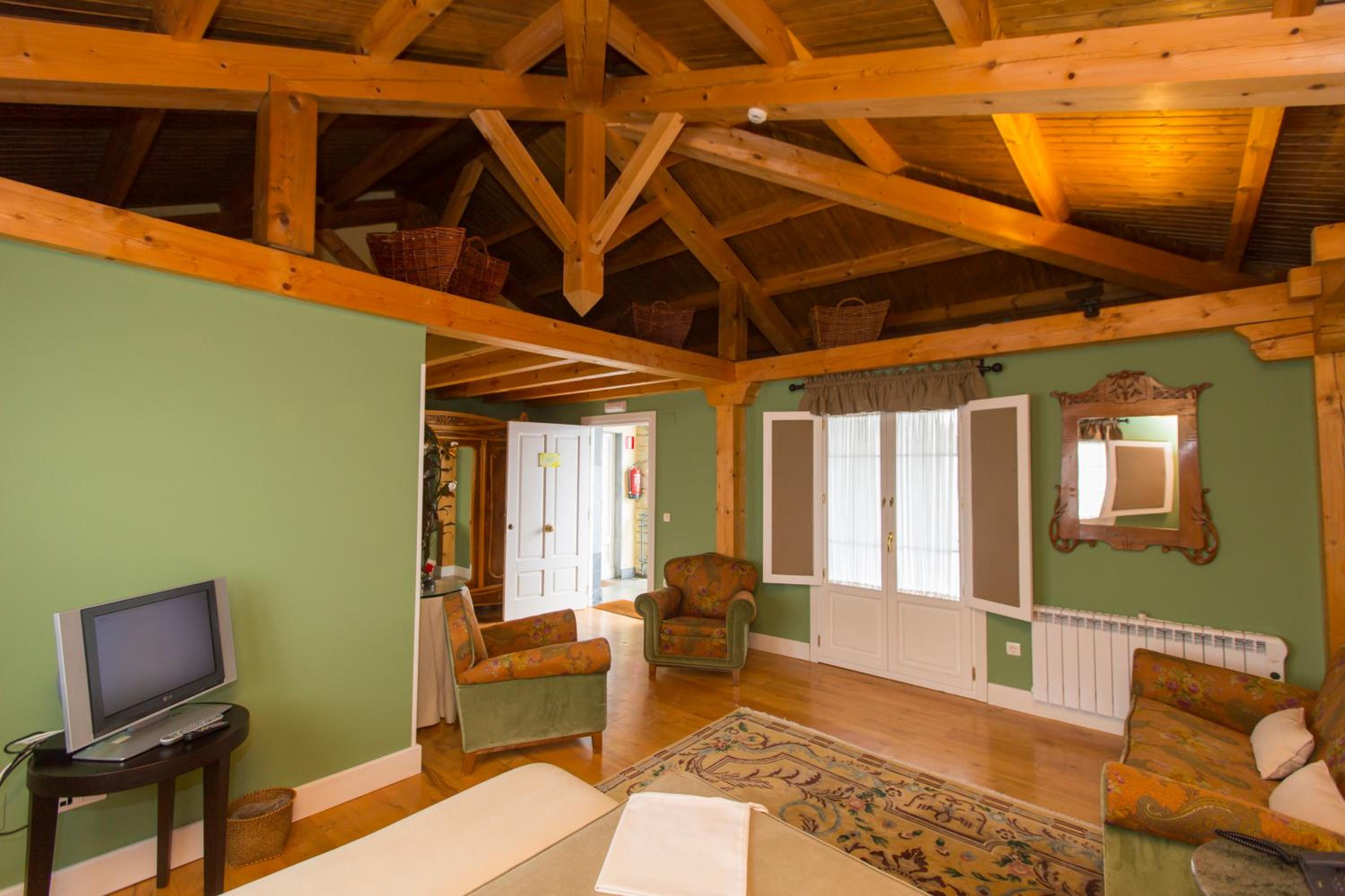 Junior Suite - Photo 2