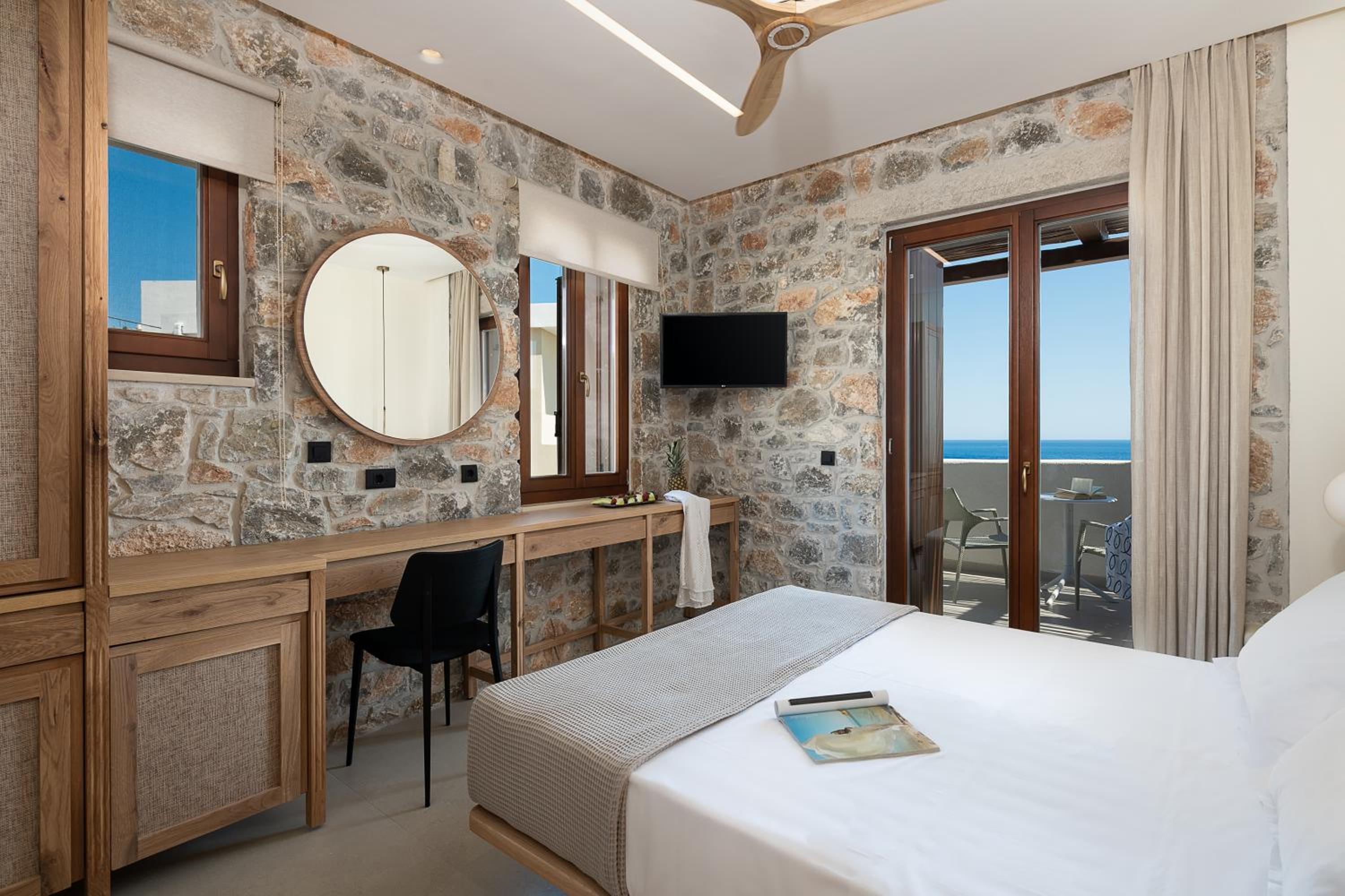 Double Room with Balcony and Sea View photo 1