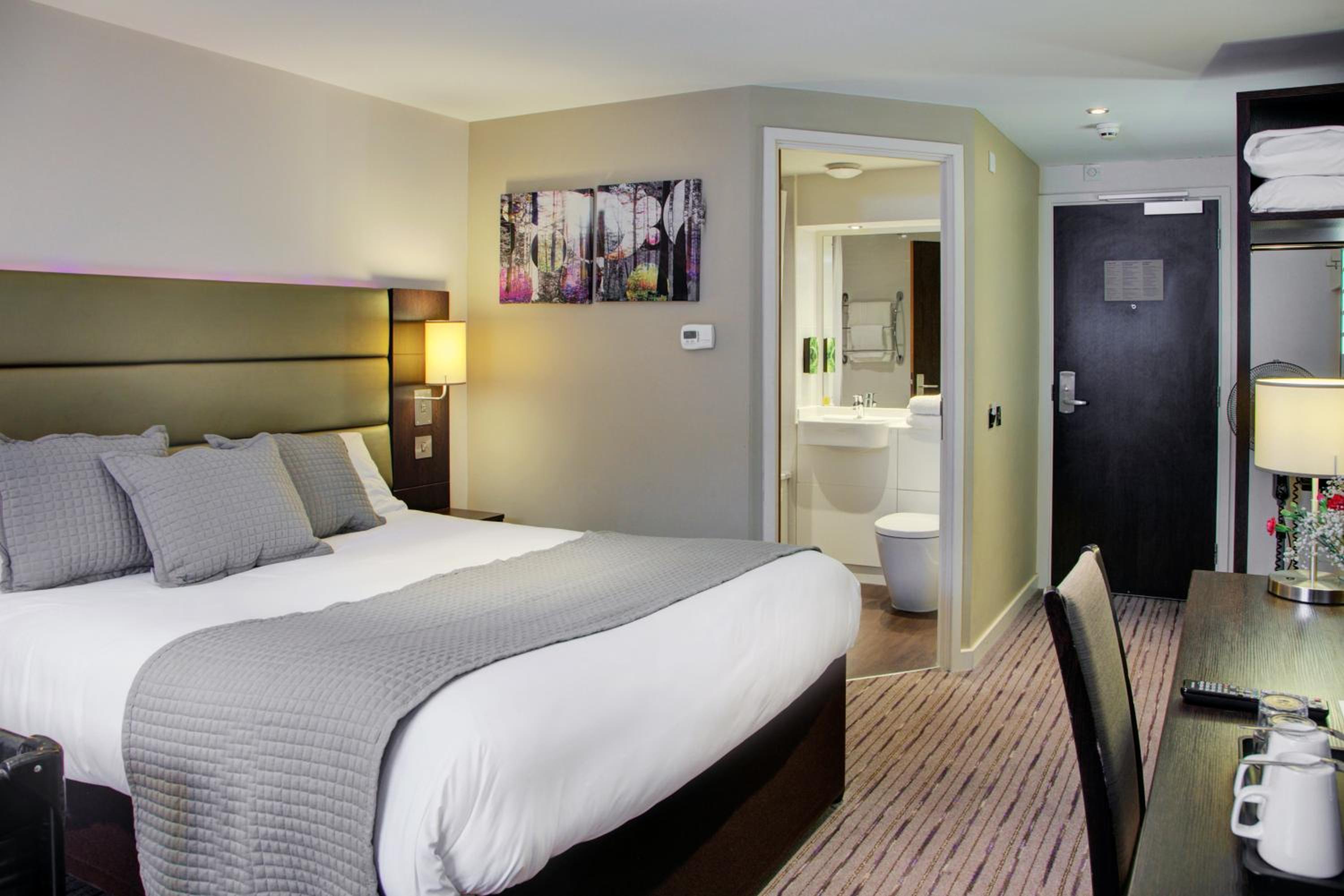 Deluxe Double Room - Non-Smoking - Photo 1